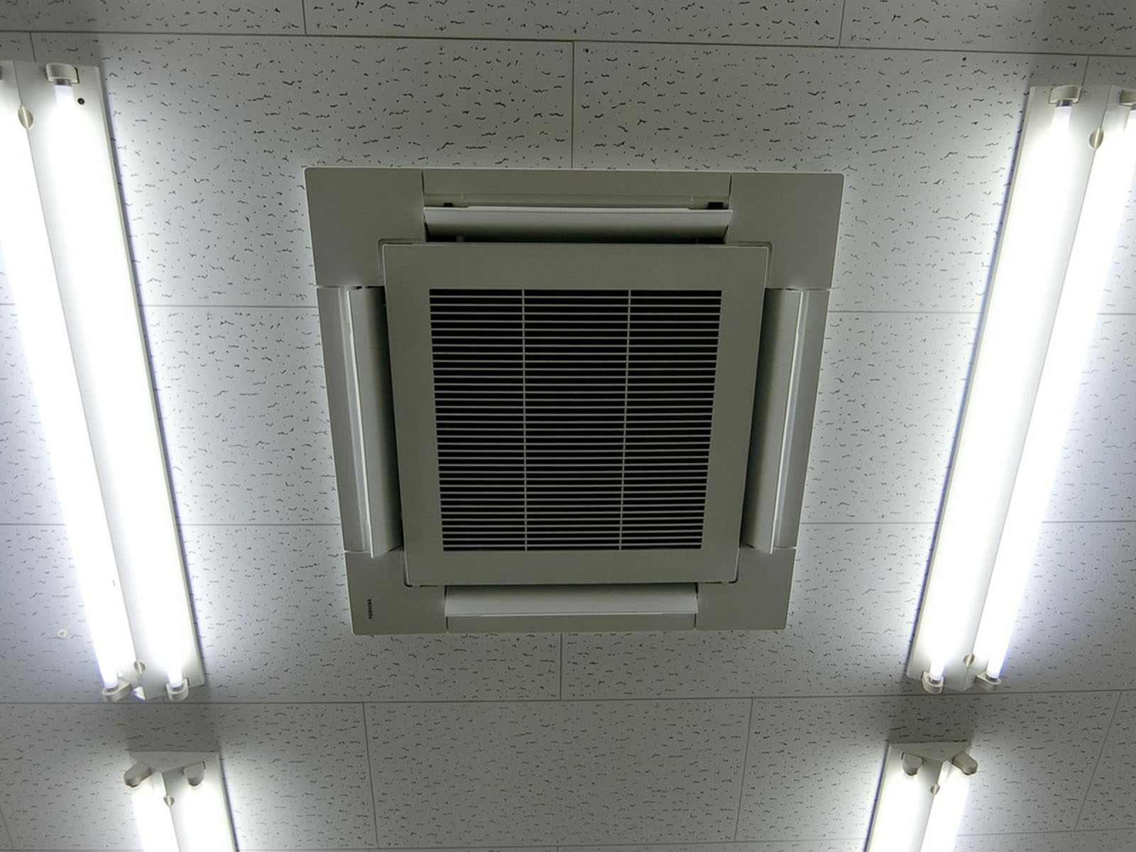 空調