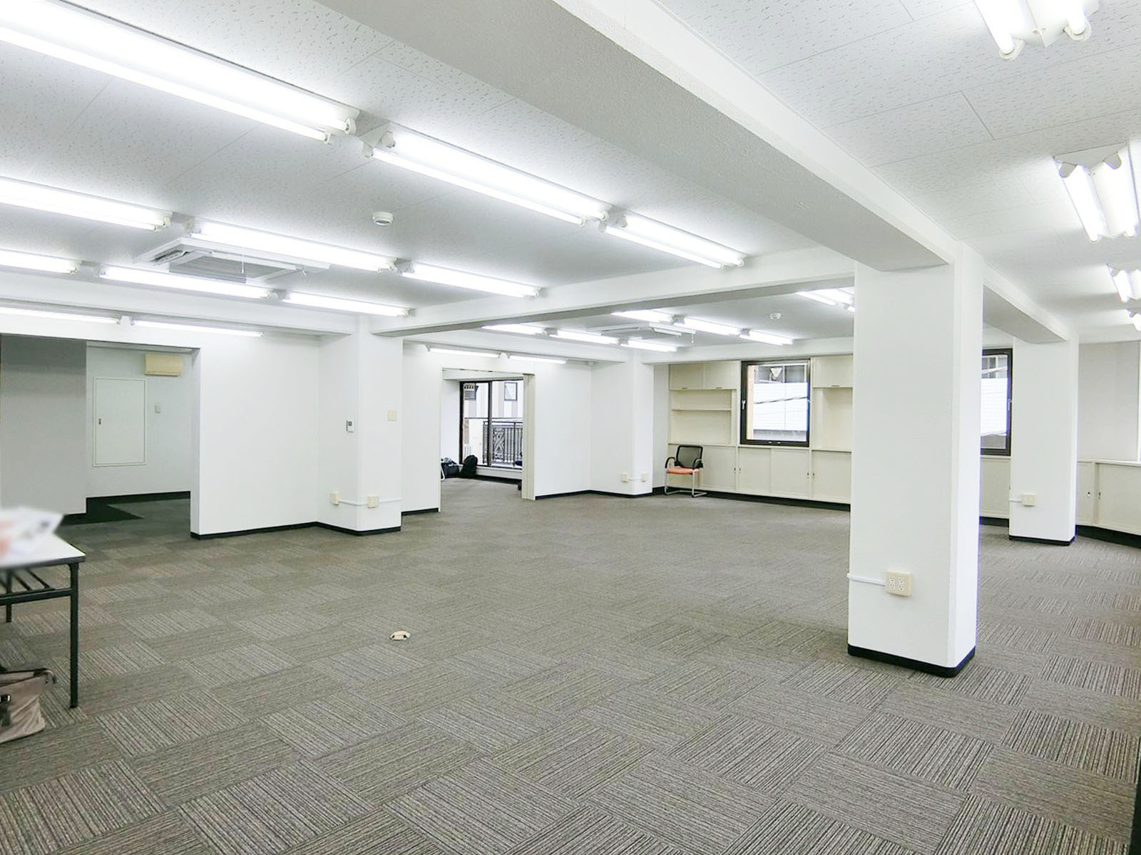 オフィス室内参考画像(3階・約44坪)