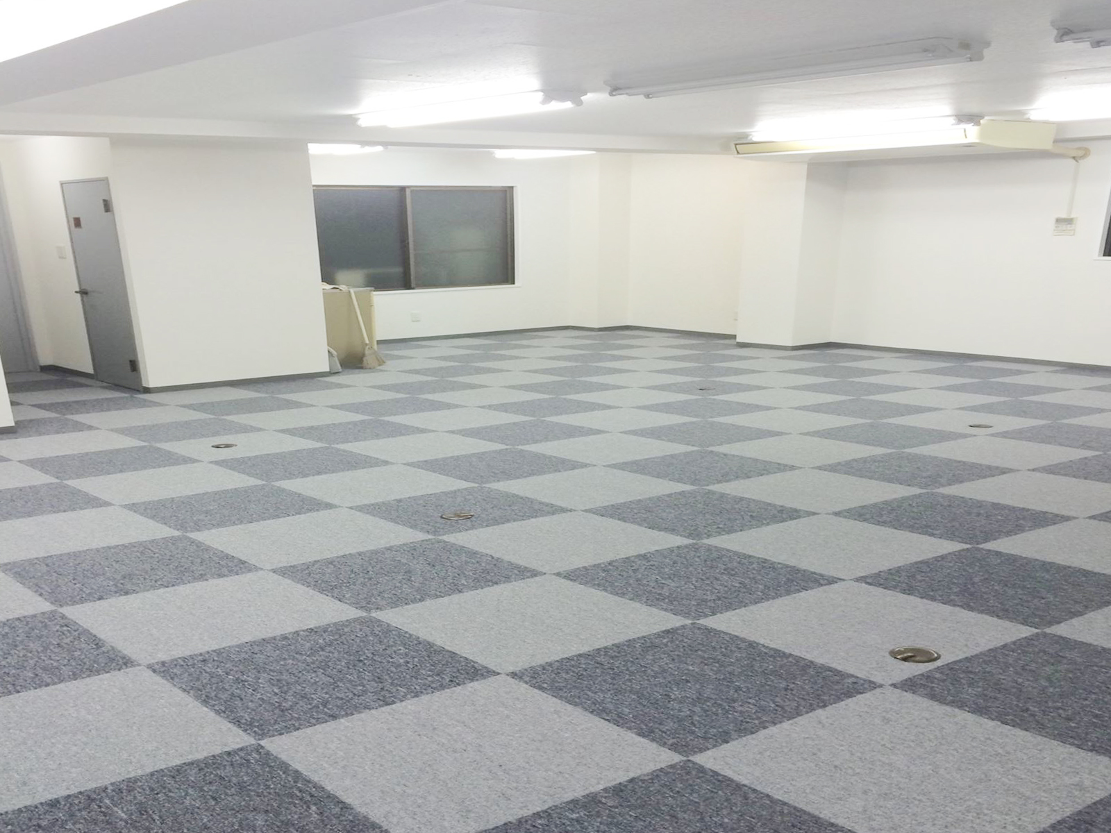 オフィス室内参考画像