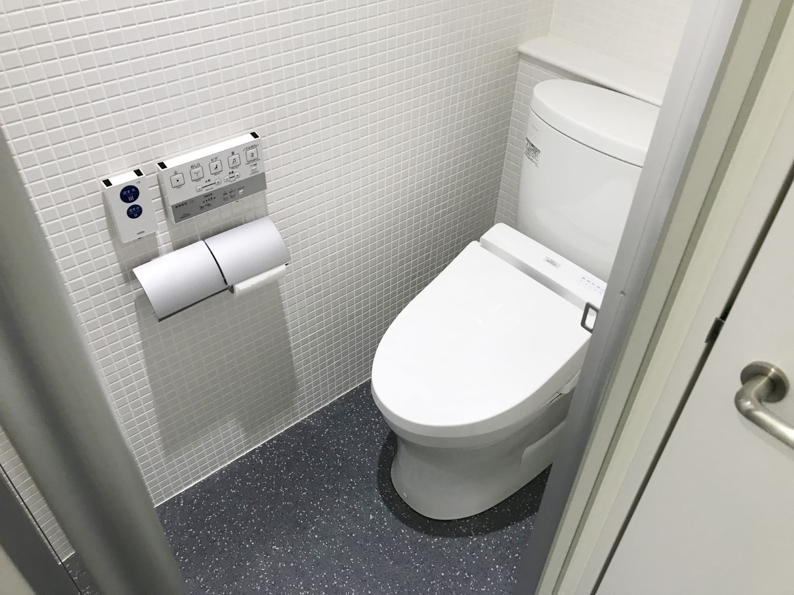 トイレ個室