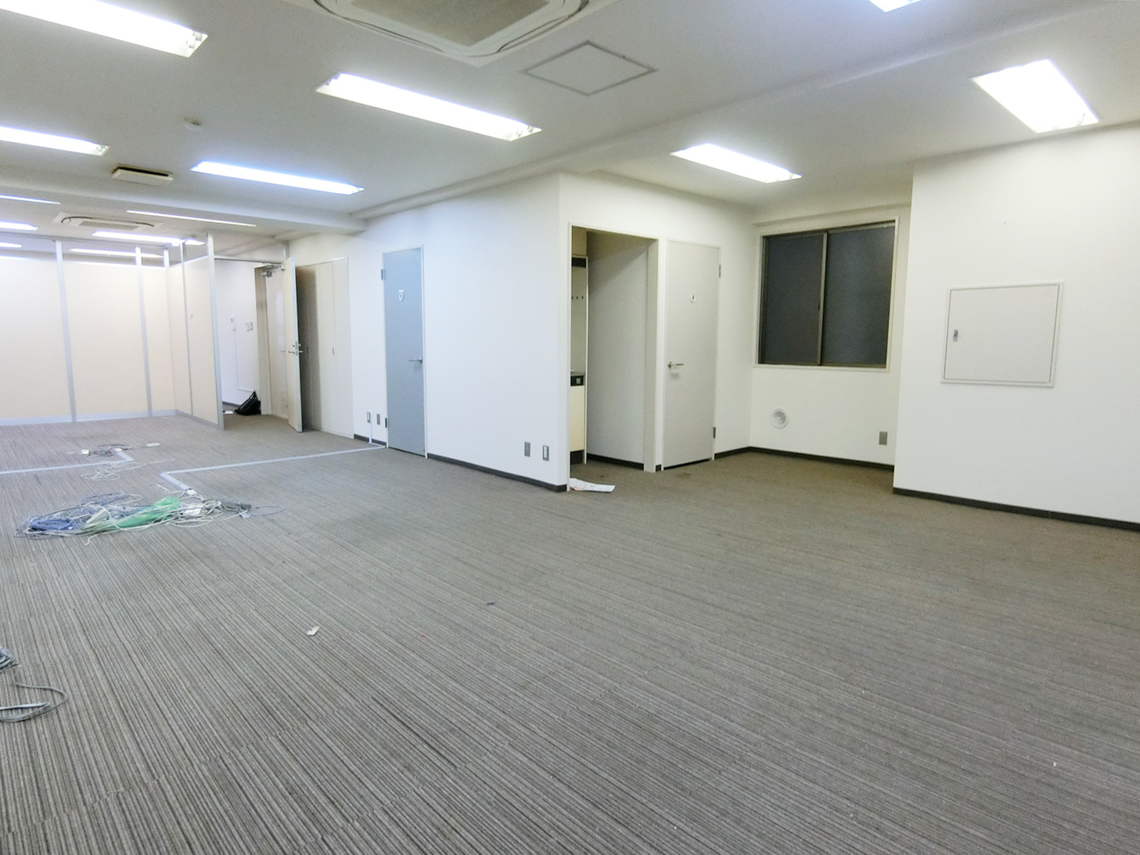 別角度の様子