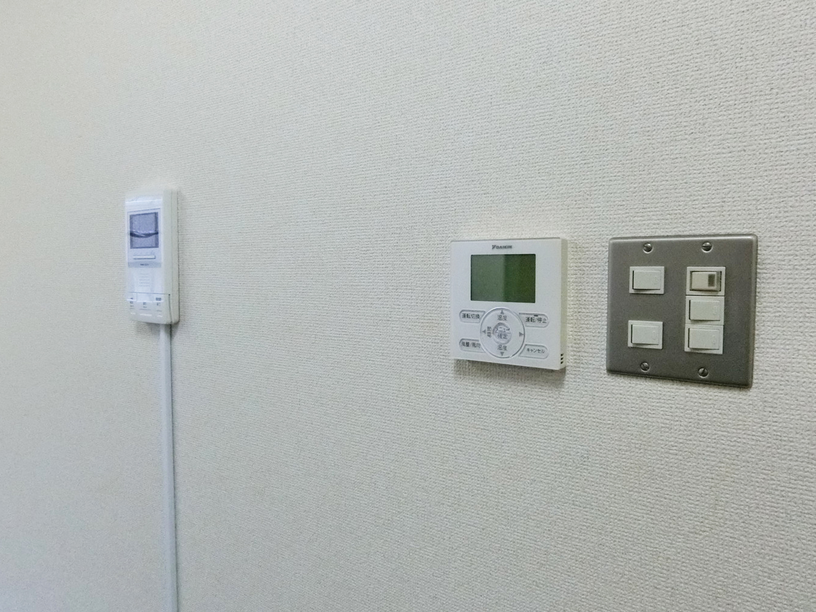 スイッチ類