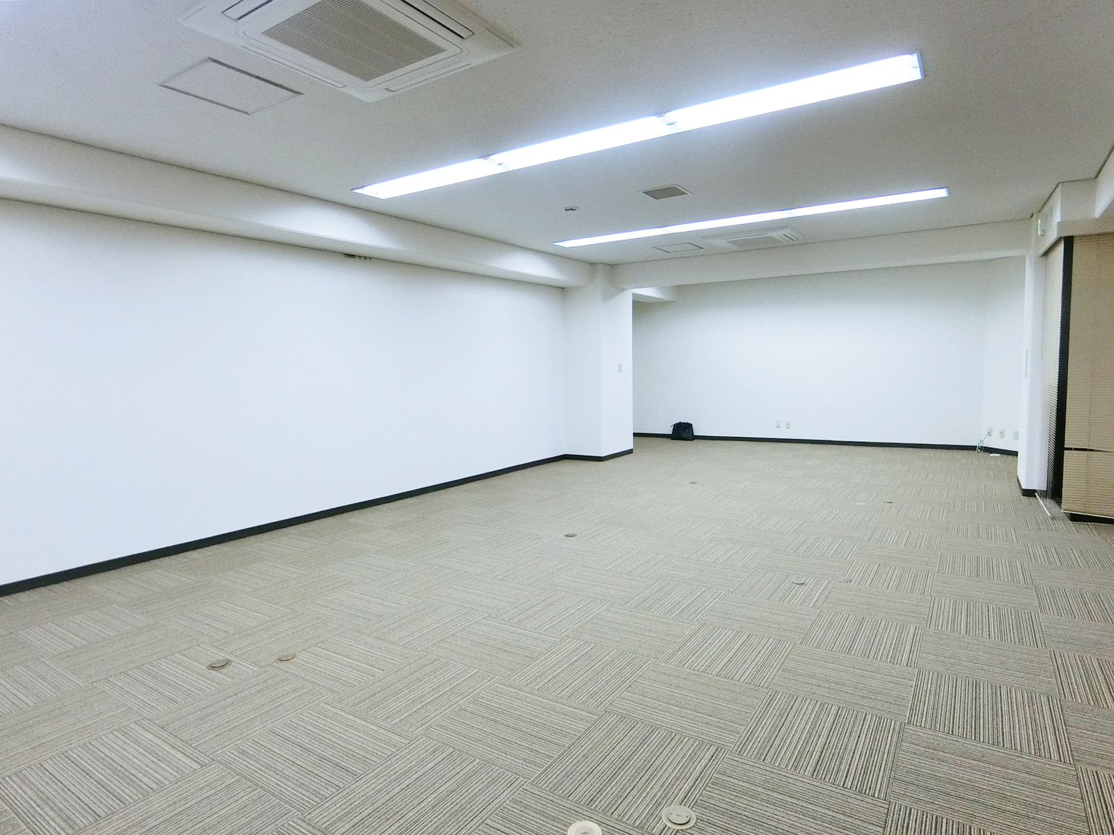 別角度の様子