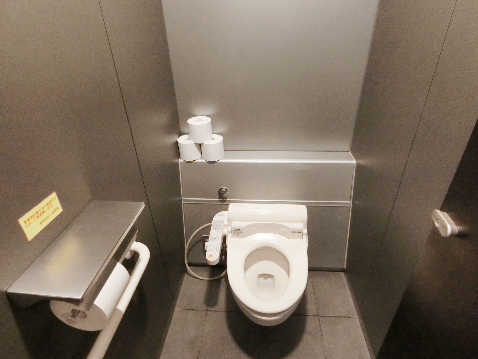 トイレ個室