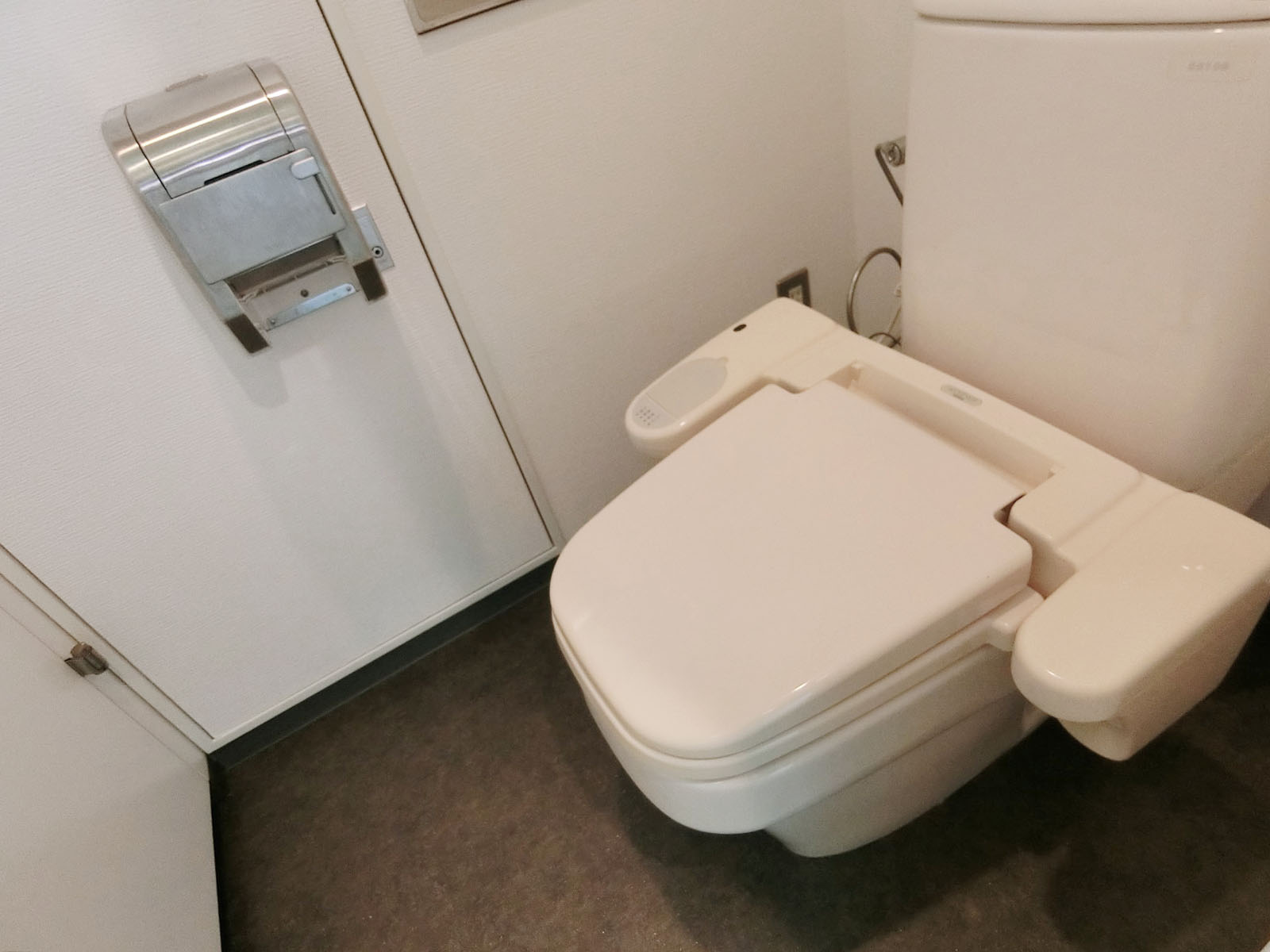 トイレ個室