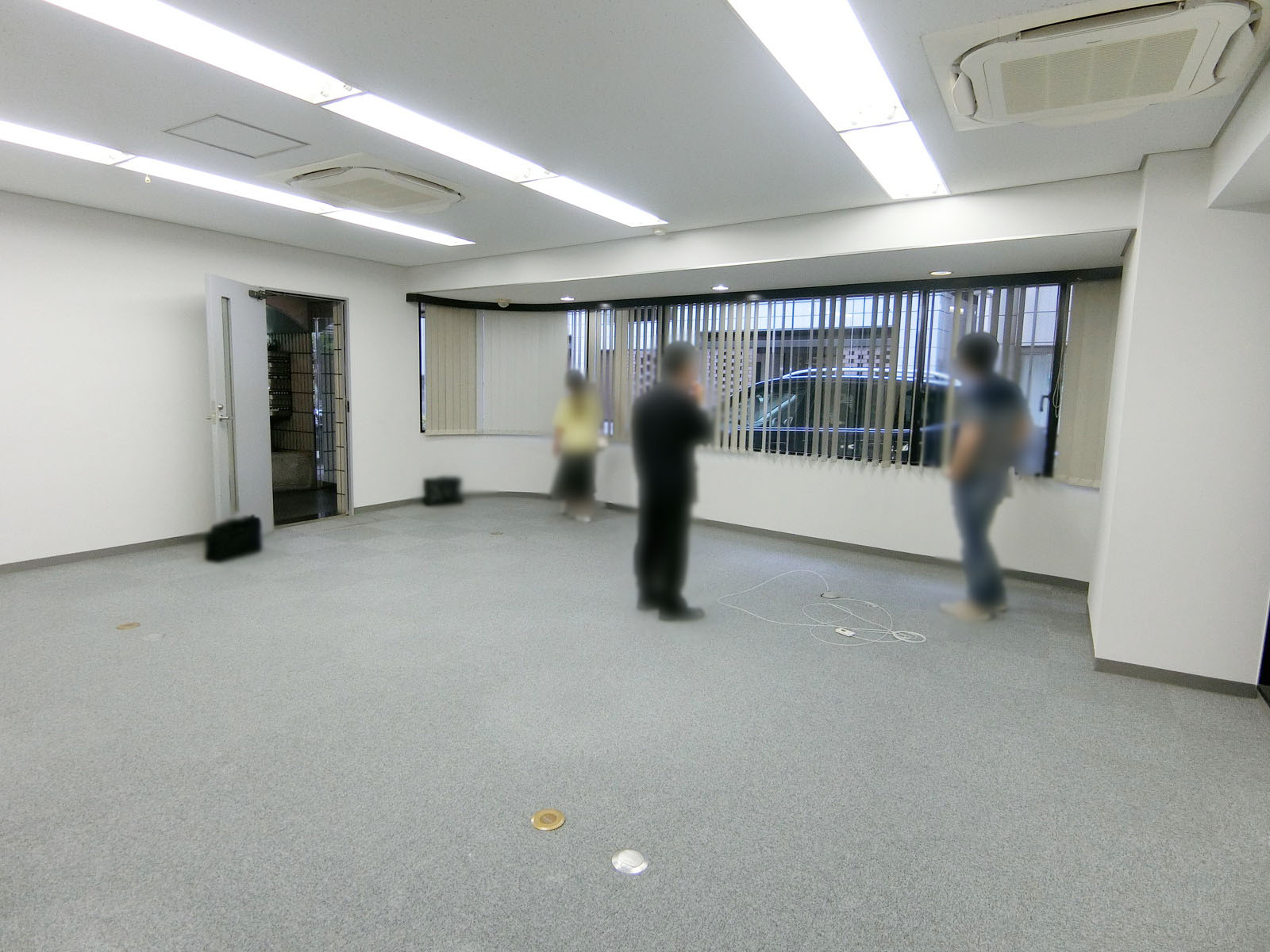 オフィス室内参考画像