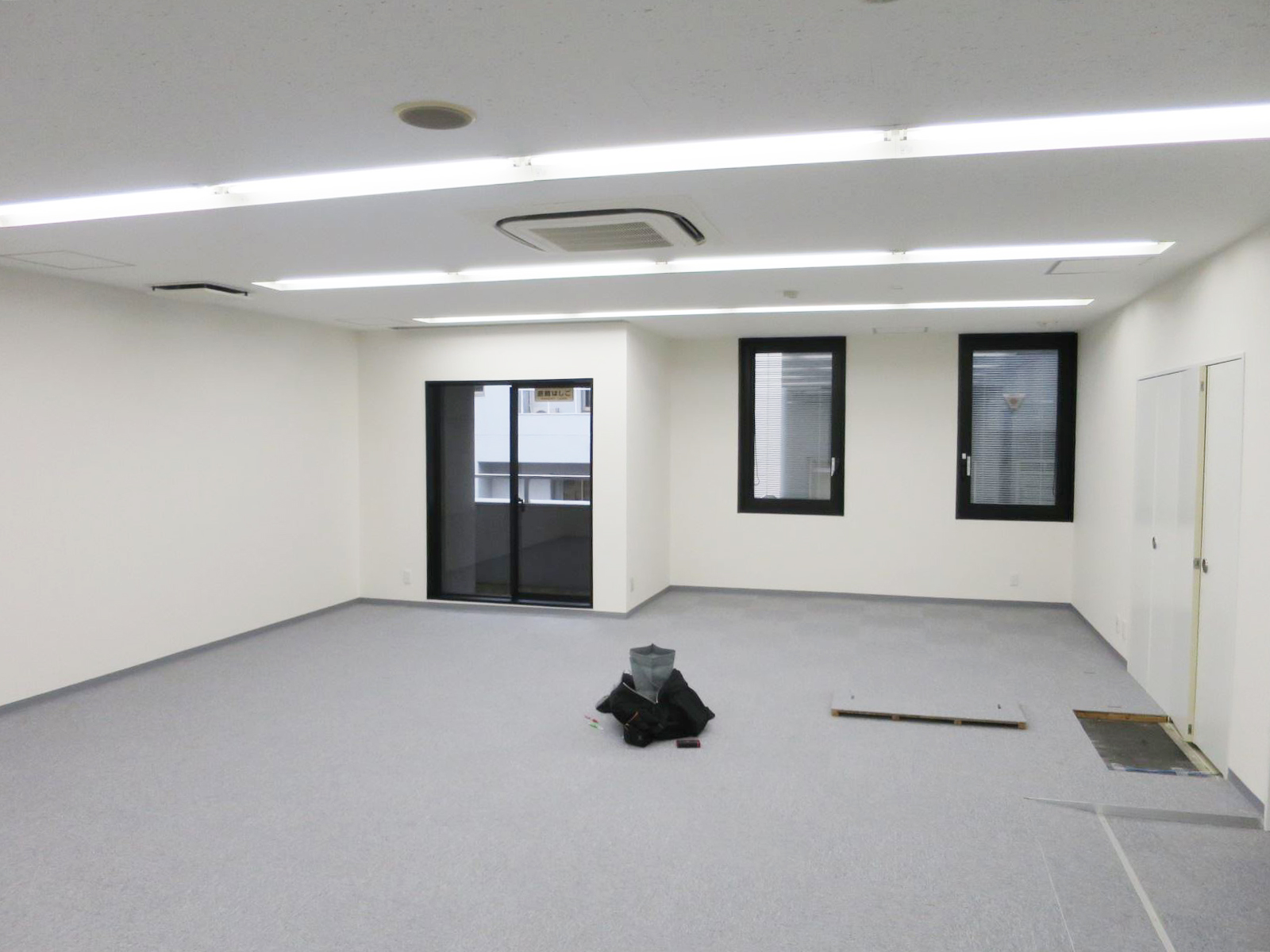 別角度の様子