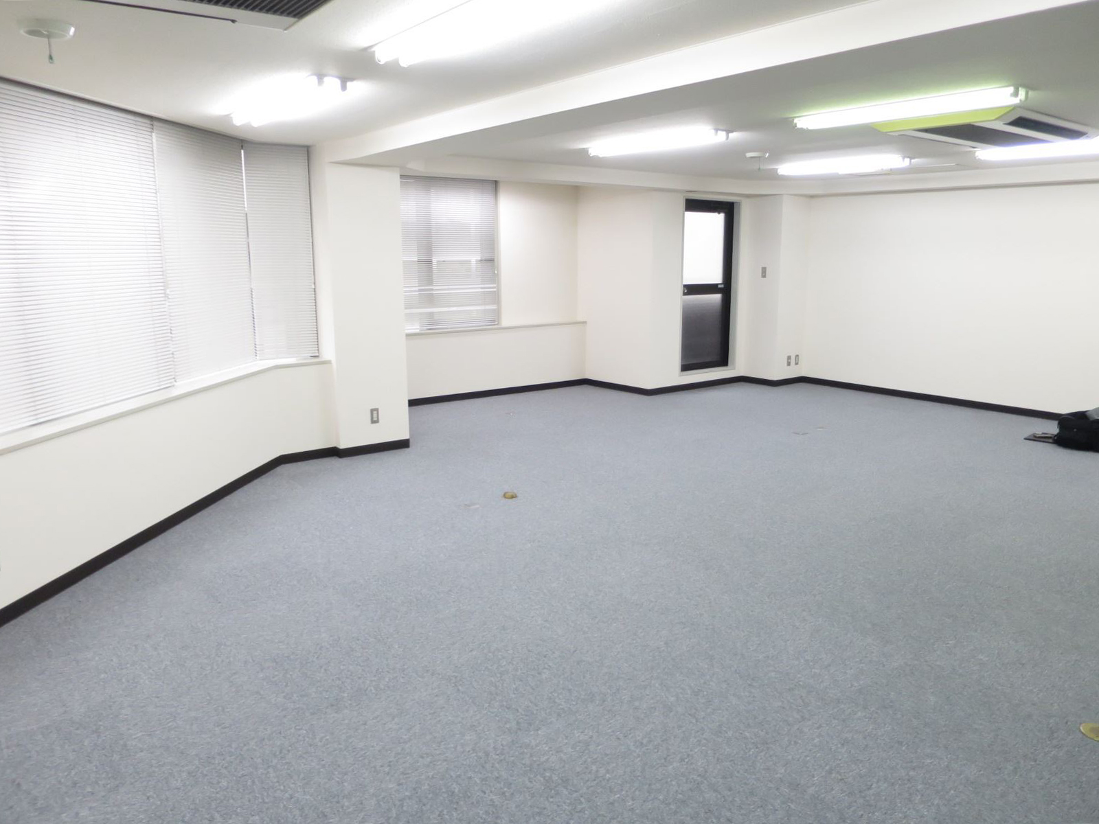 オフィス室内参考画像（9階）
