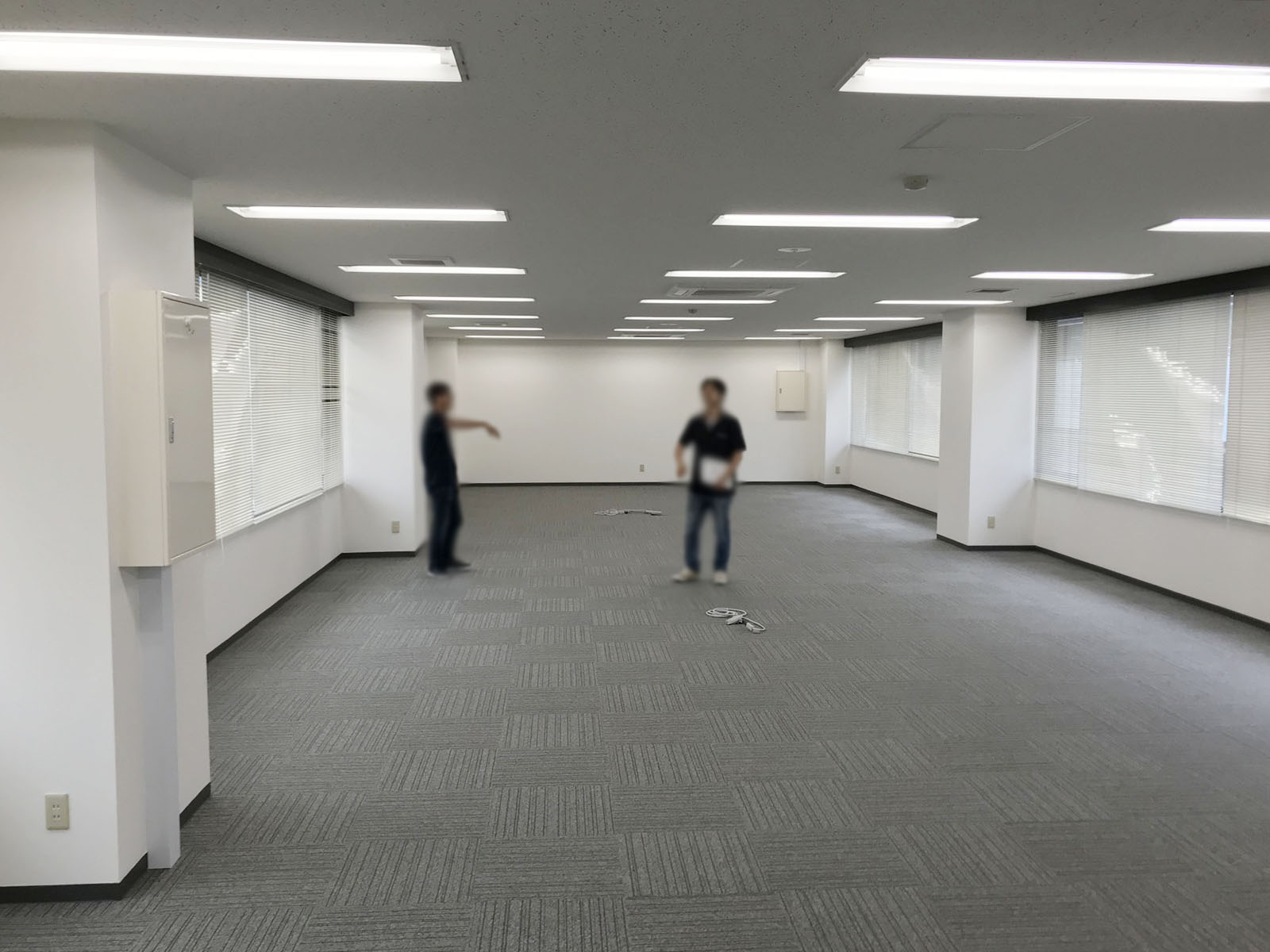 別角度の様子