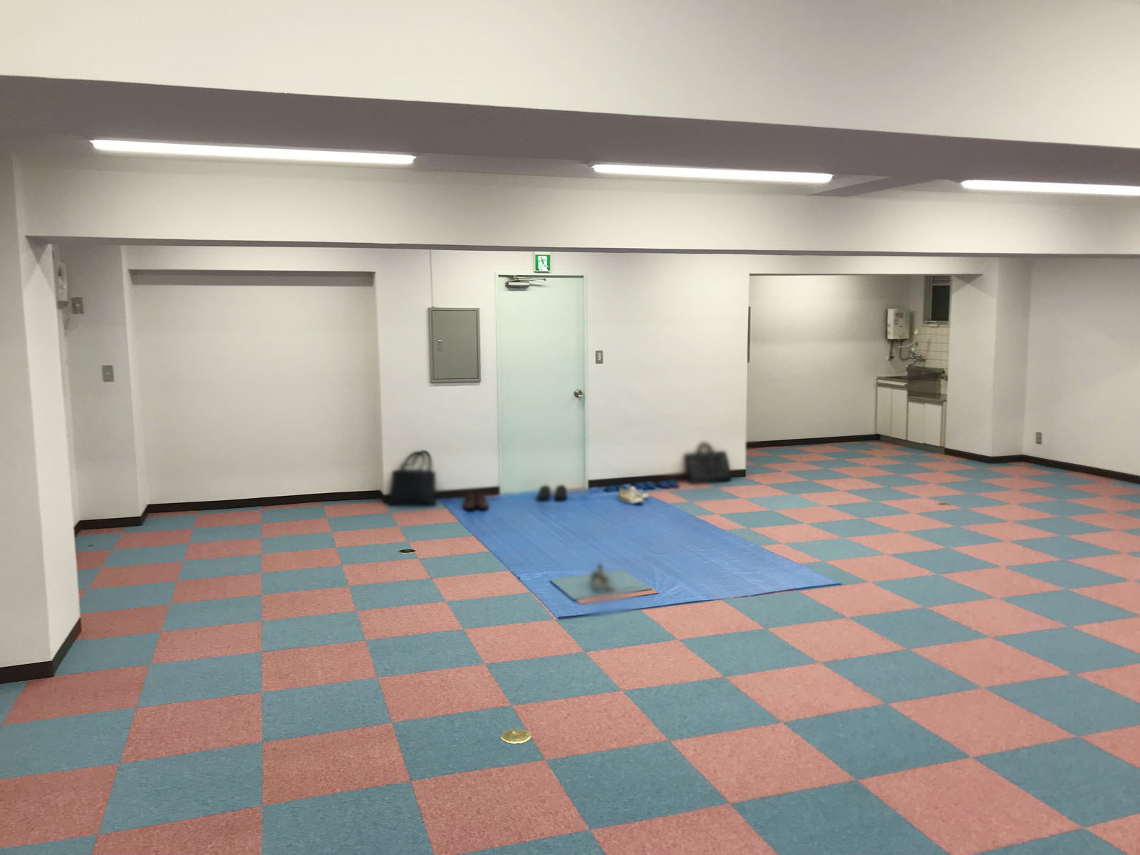 別角度の様子