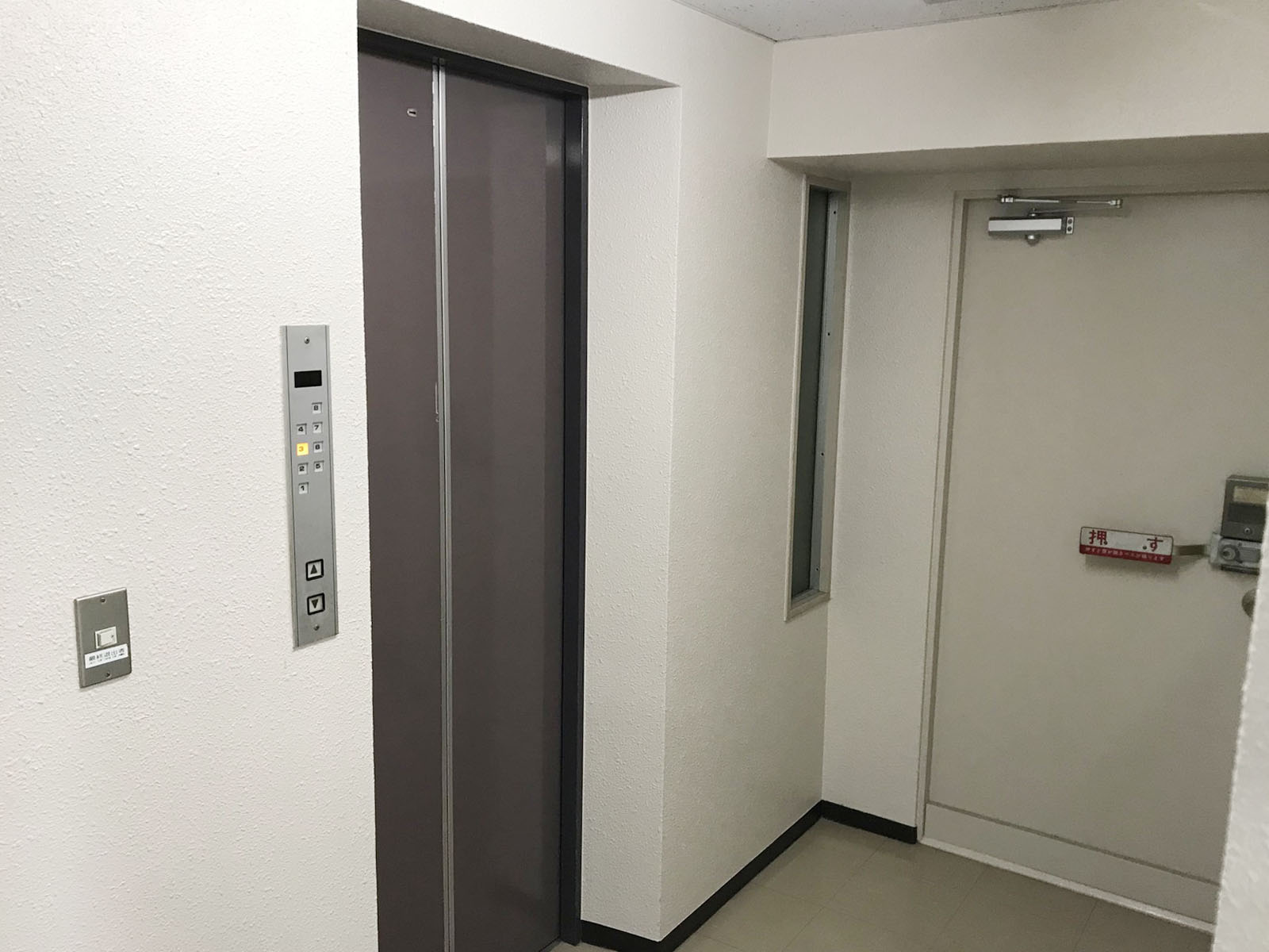 エレベーター