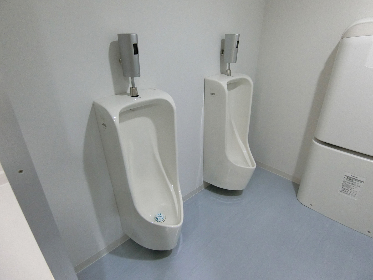 男性用トイレ