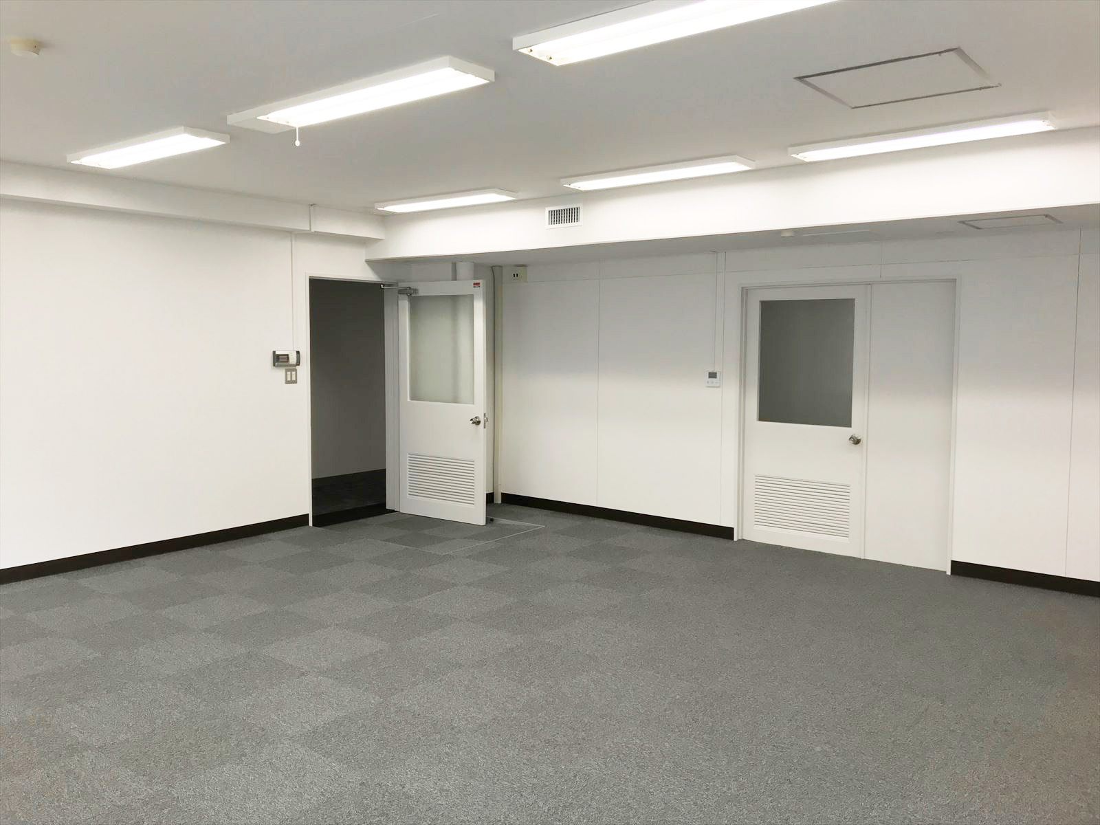 別角度の様子