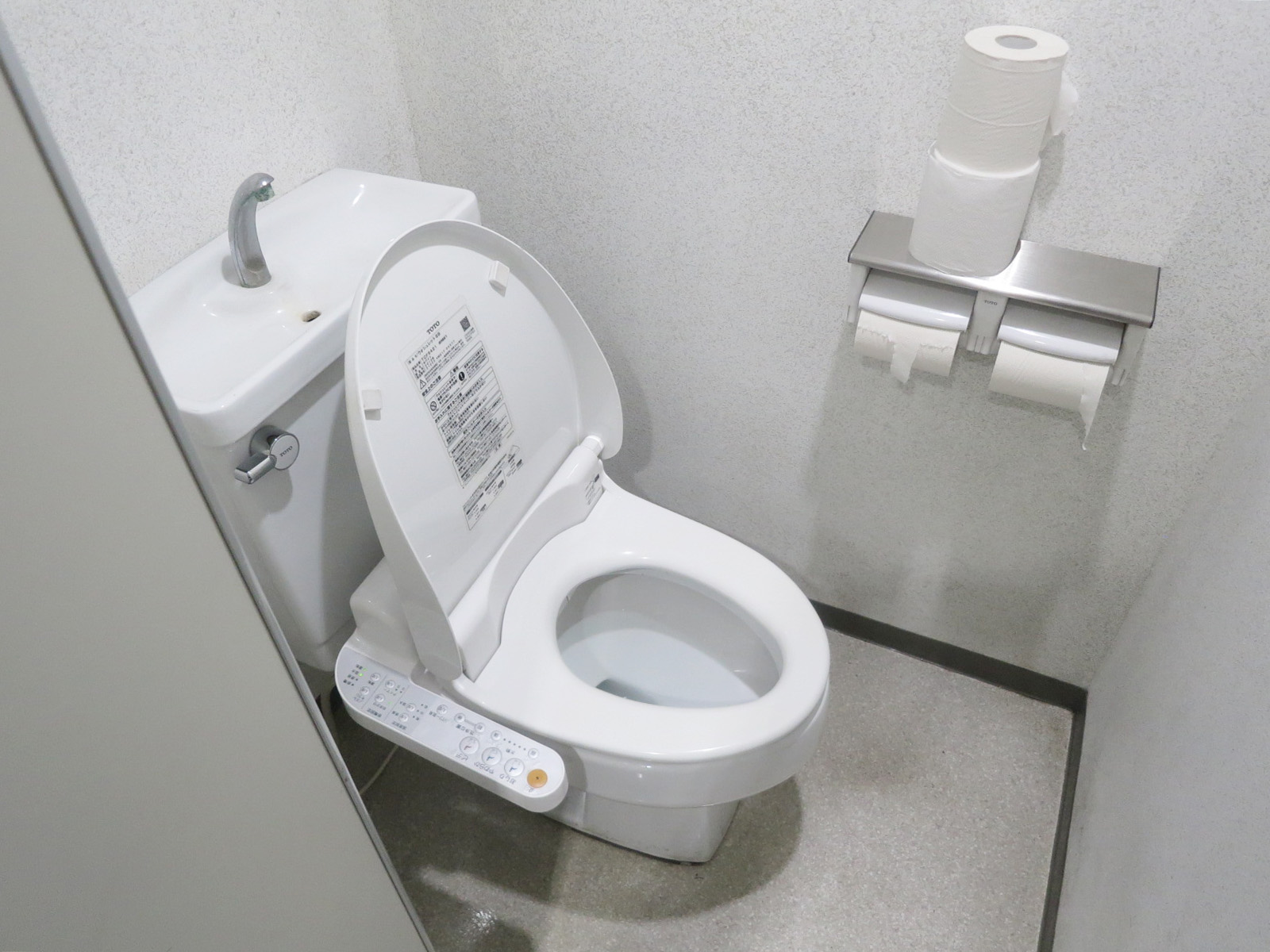 個室トイレ