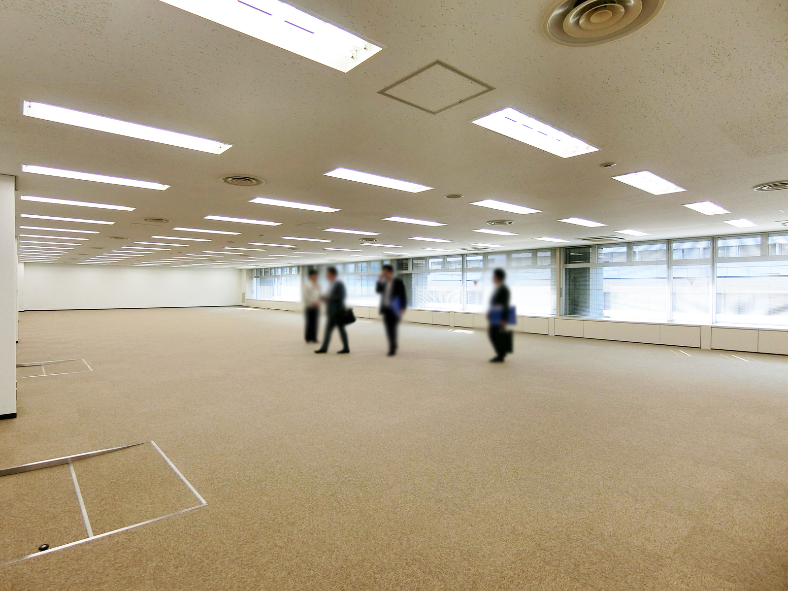 別角度の様子