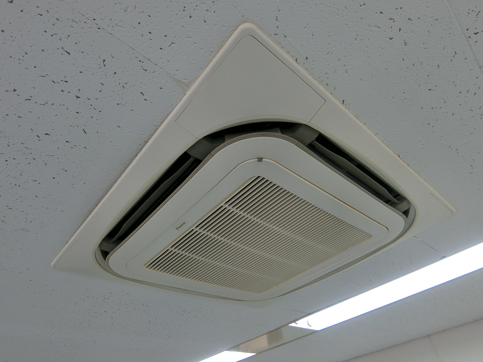 空調