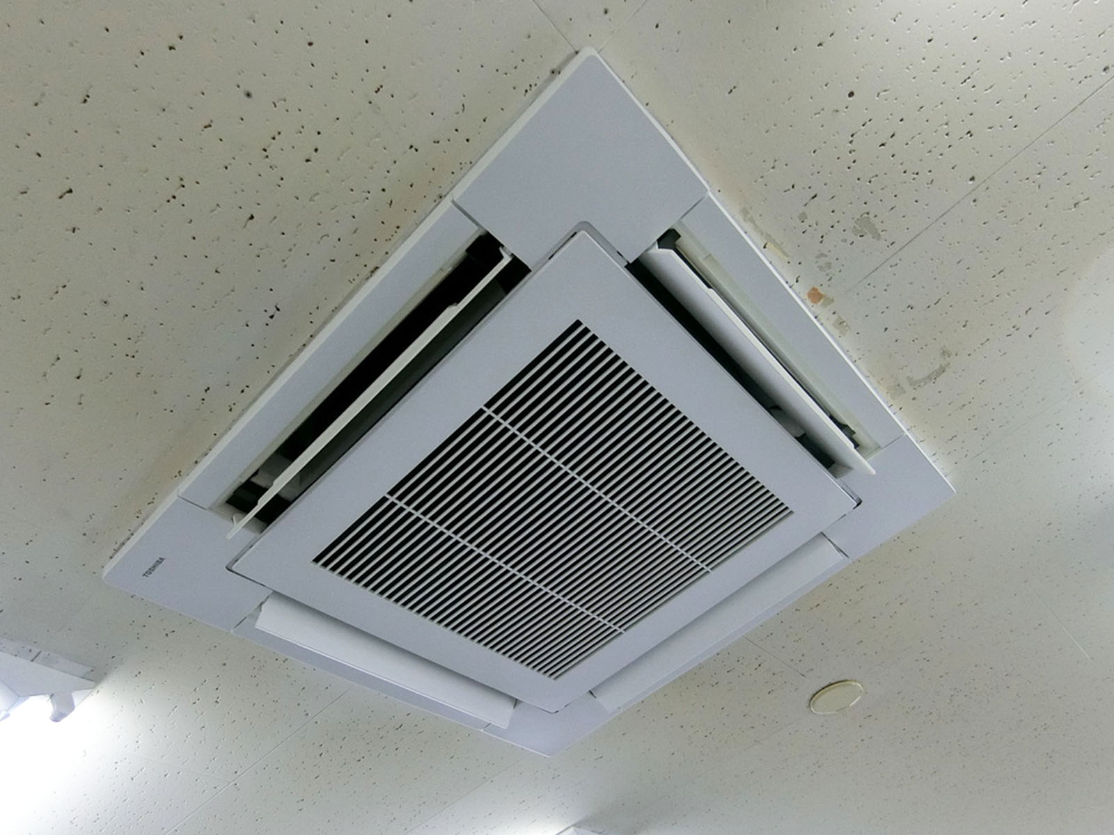 空調