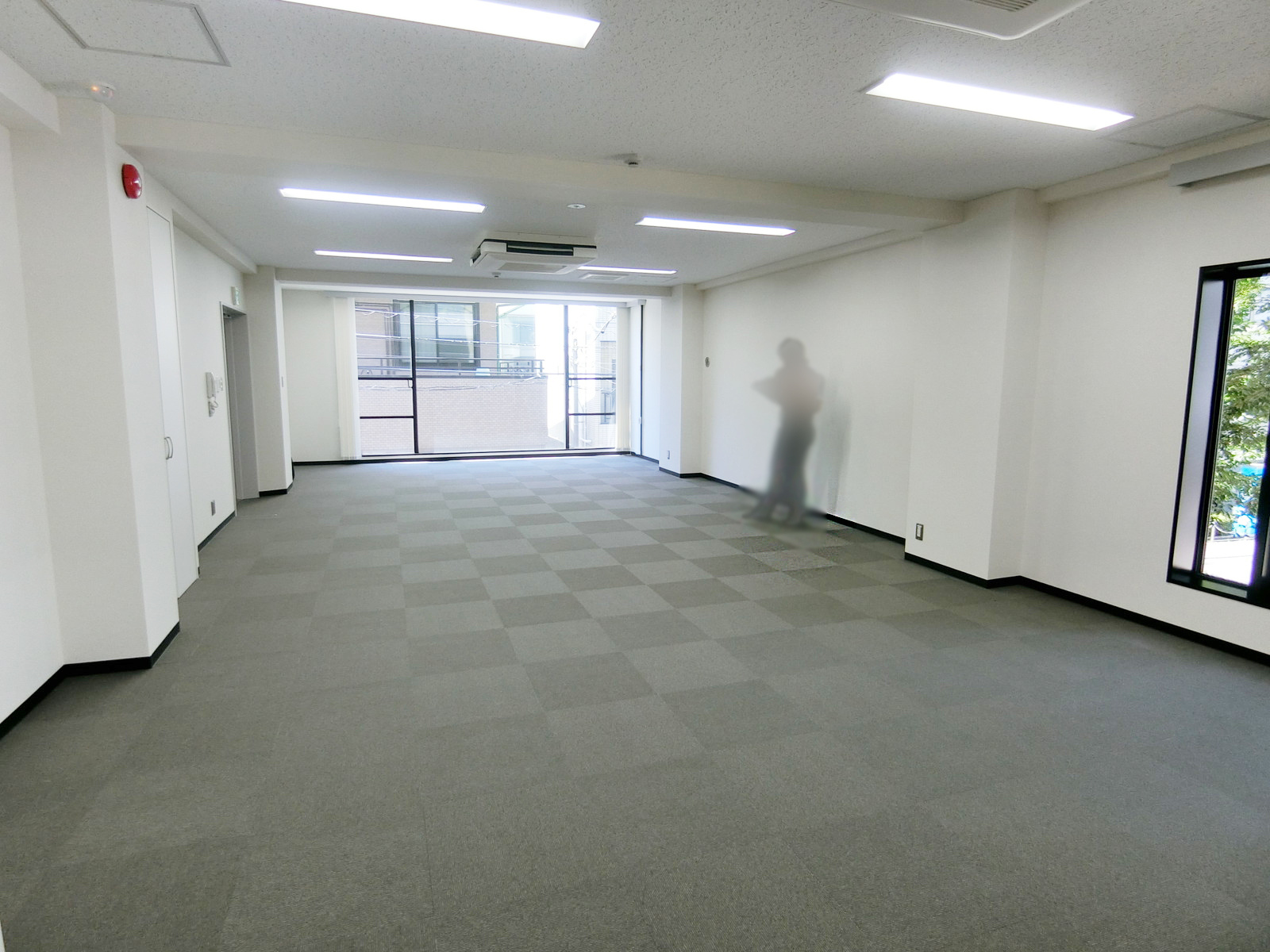 オフィス室内参考画像