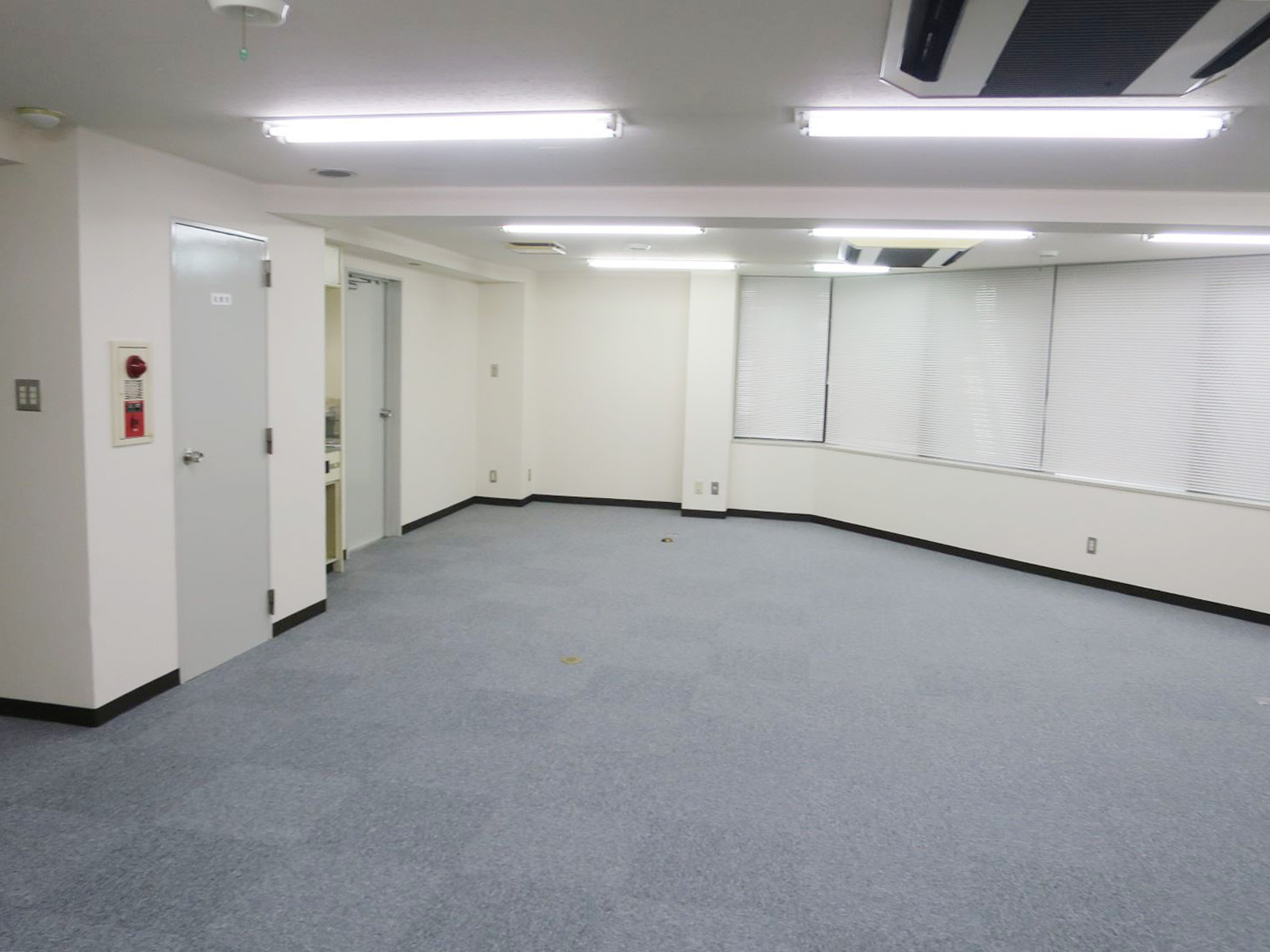 別角度の様子