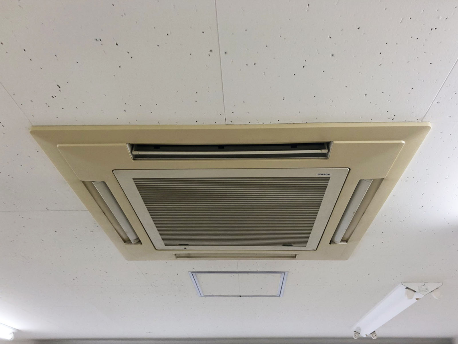 空調