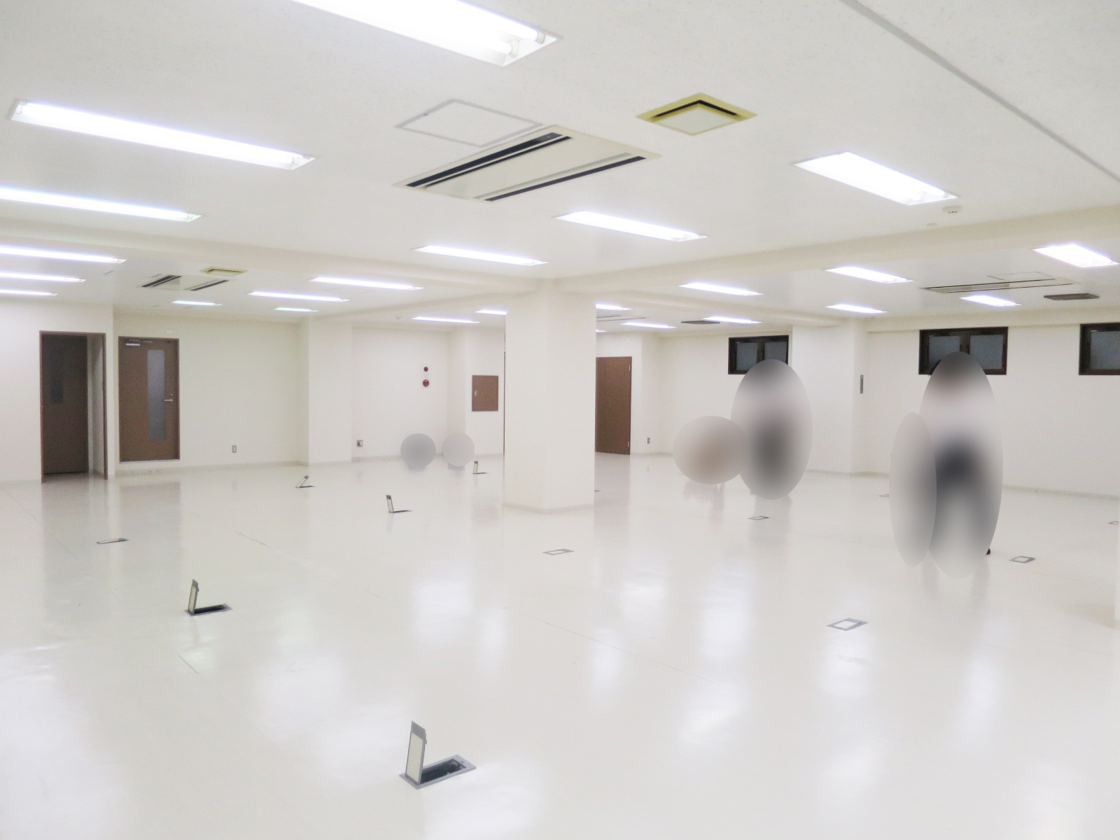 オフィス室内参考画像