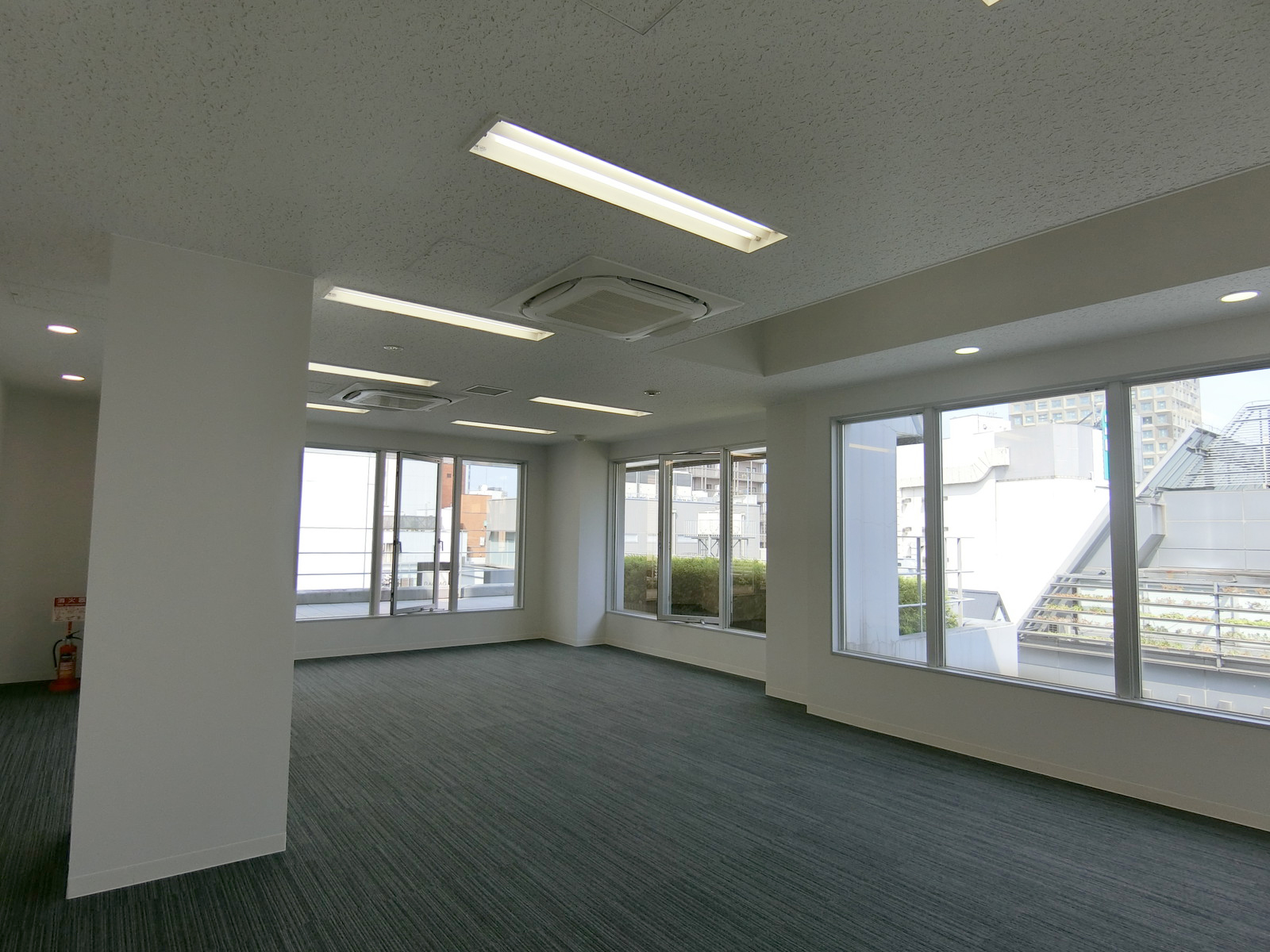 オフィス室内参考画像（6階）