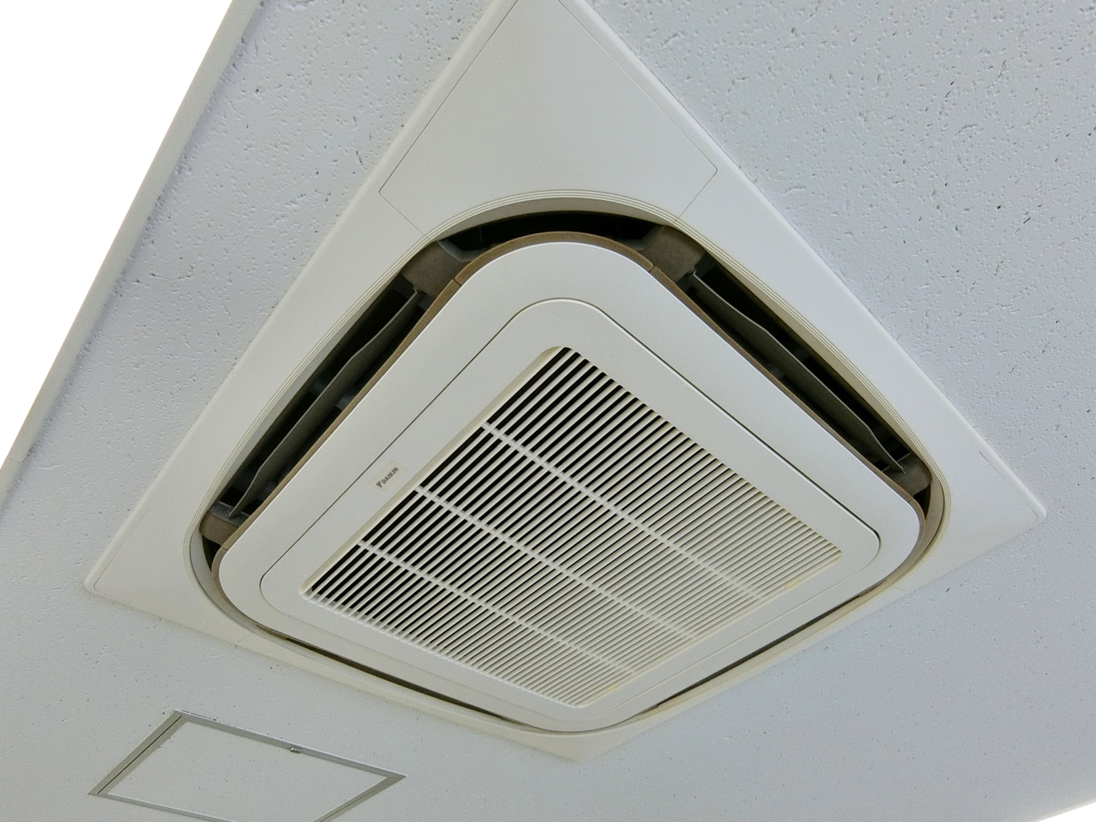 空調
