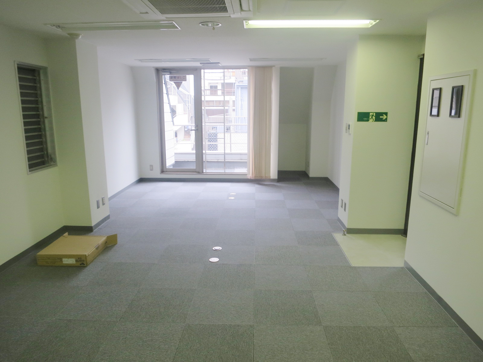 室内別角度の様子