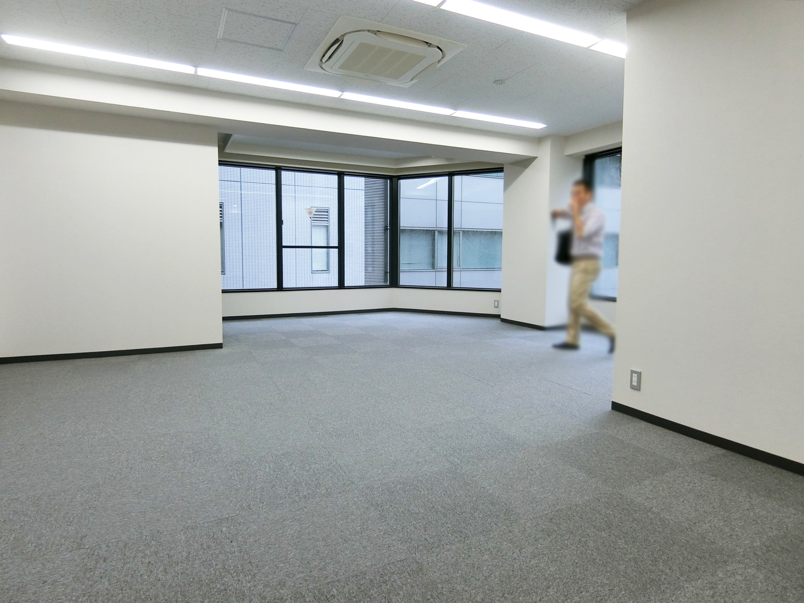 オフィス室内参考画像(6階)
