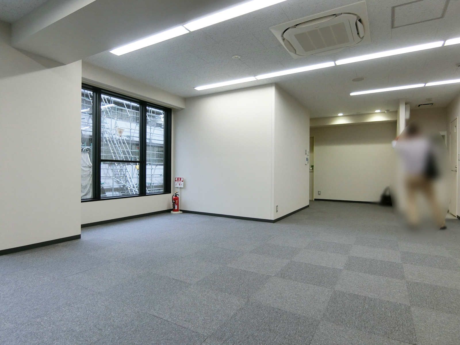 別角度の様子