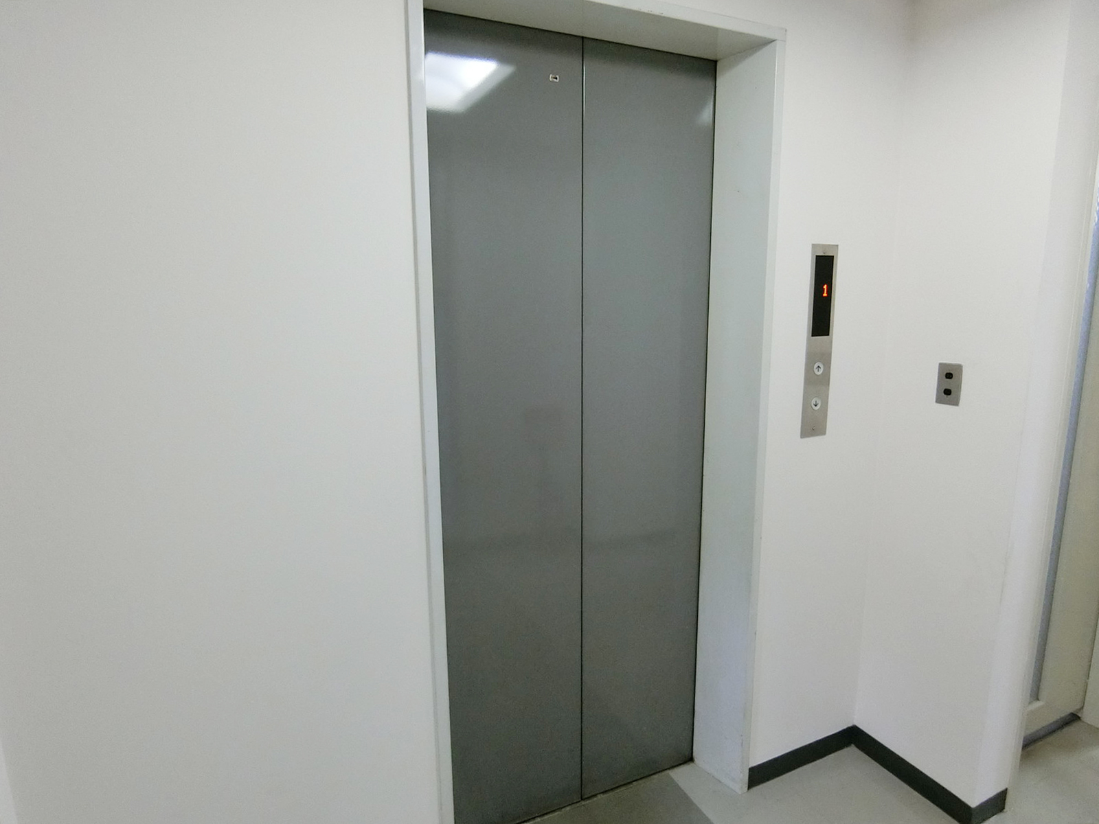 エレベーター