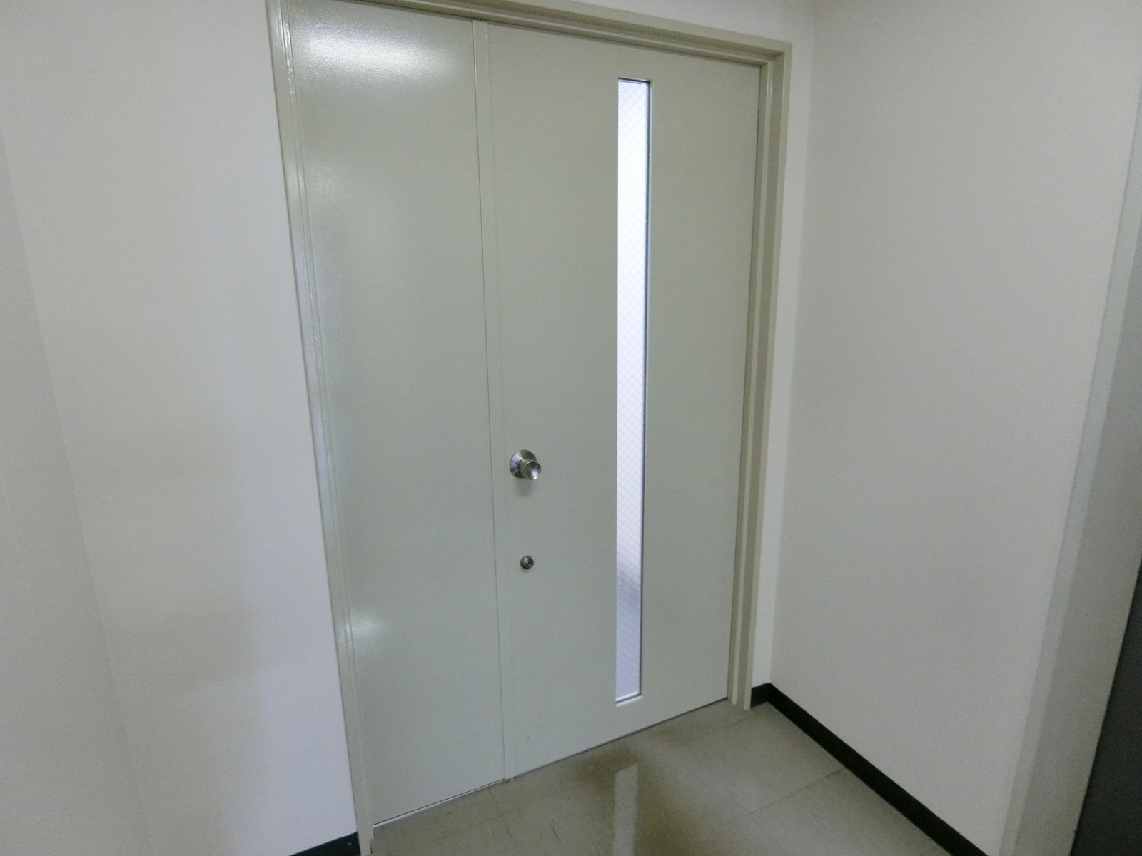 貸室出入口