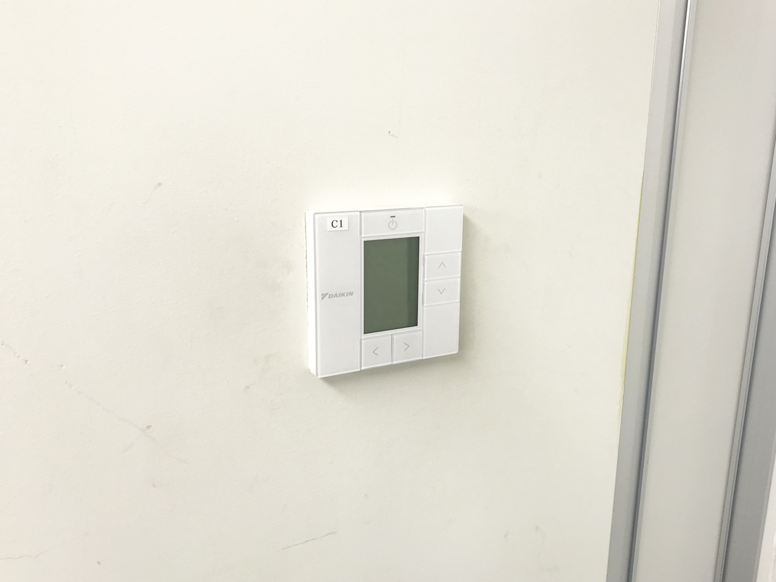 空調のスイッチ