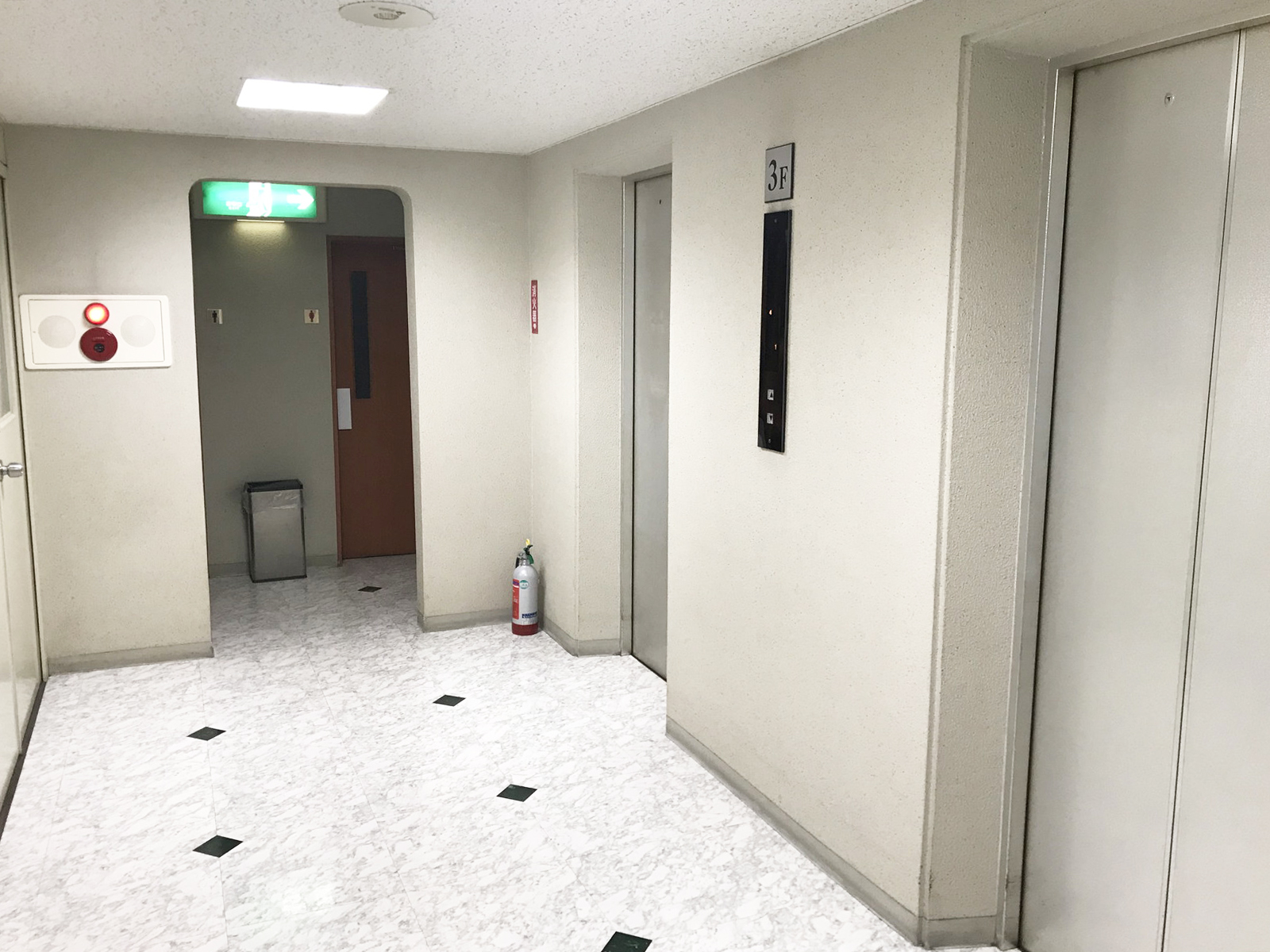 エレベーターホール
