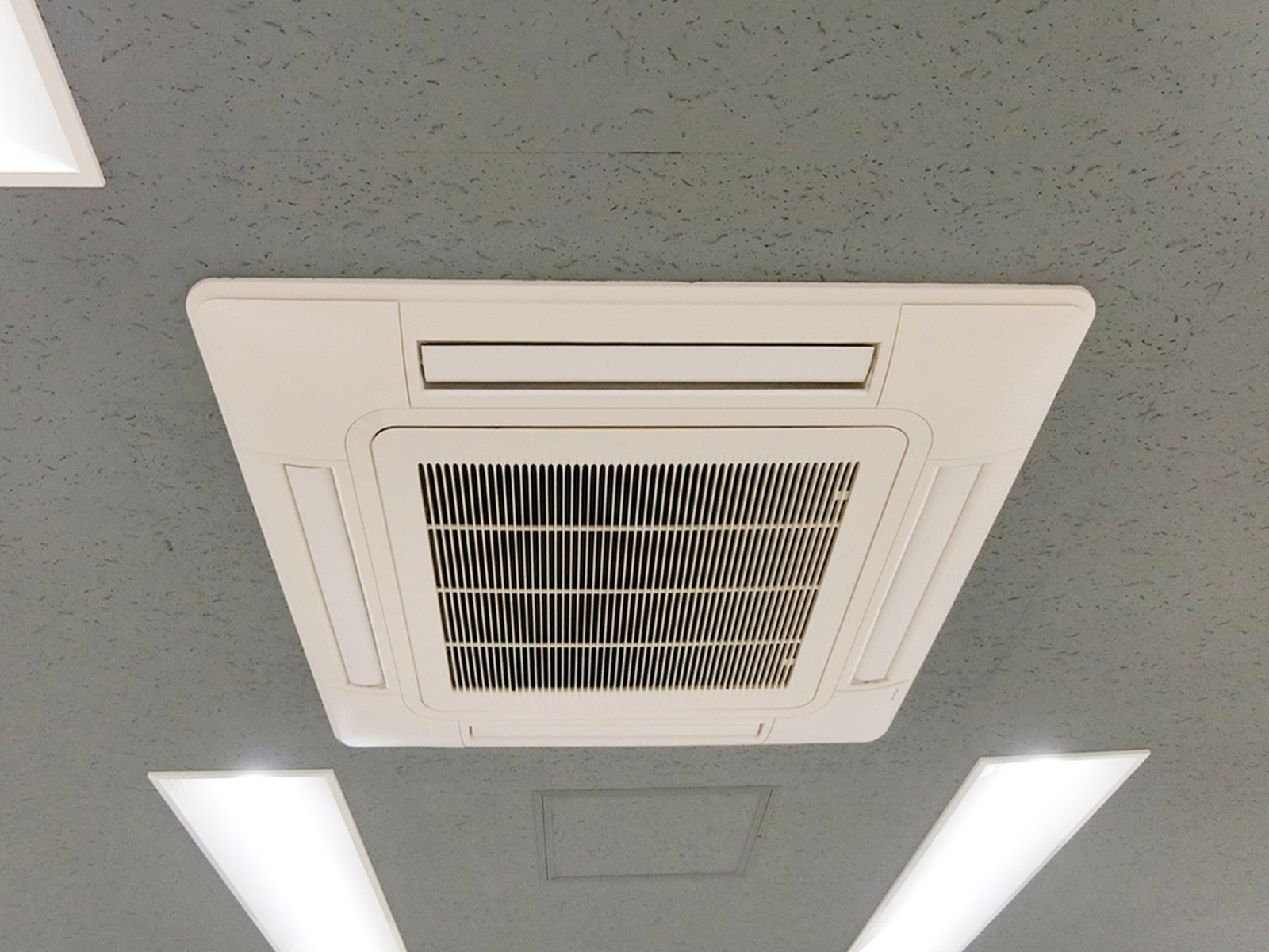 空調