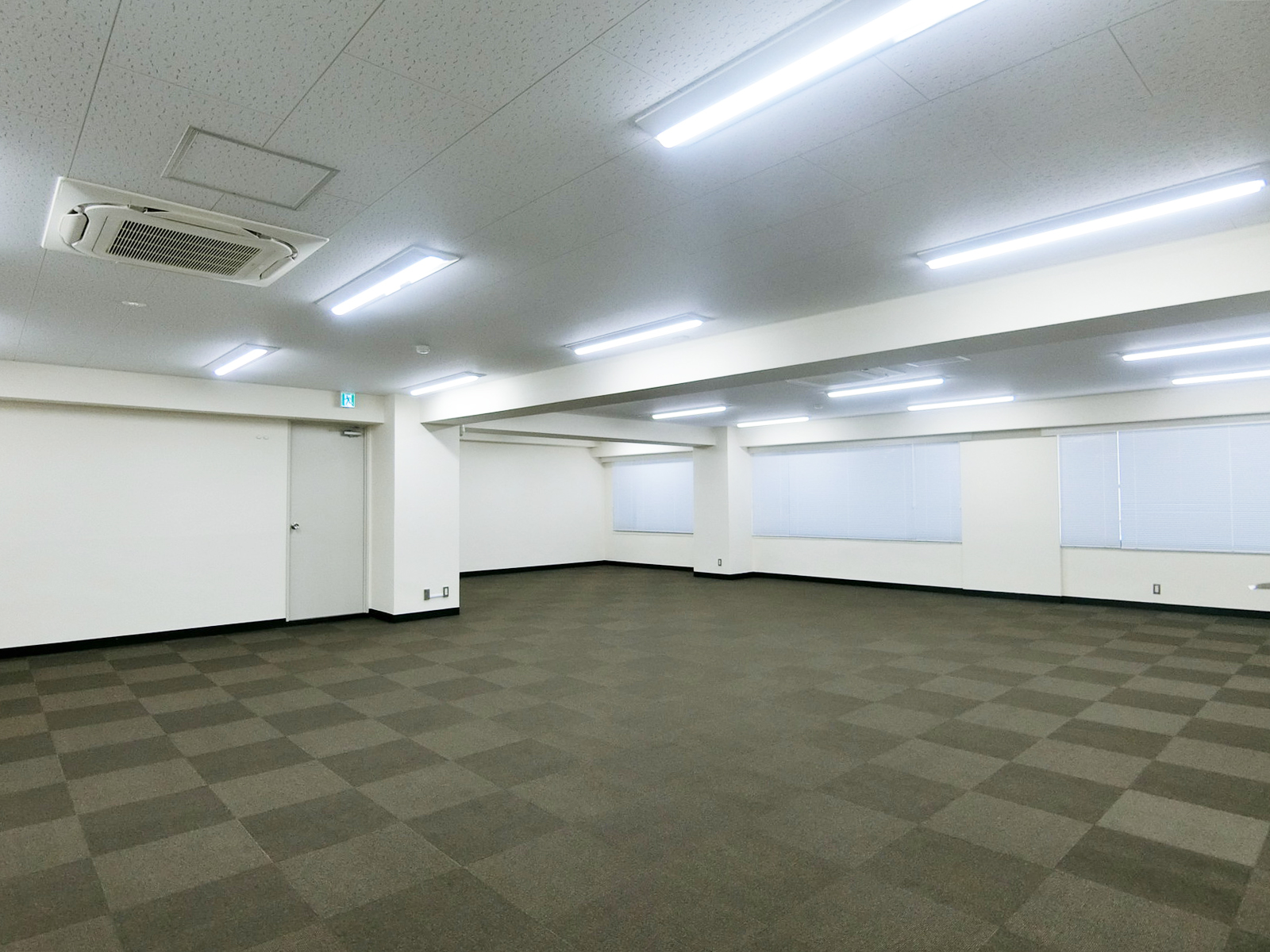 オフィス室内参考画像(4階)