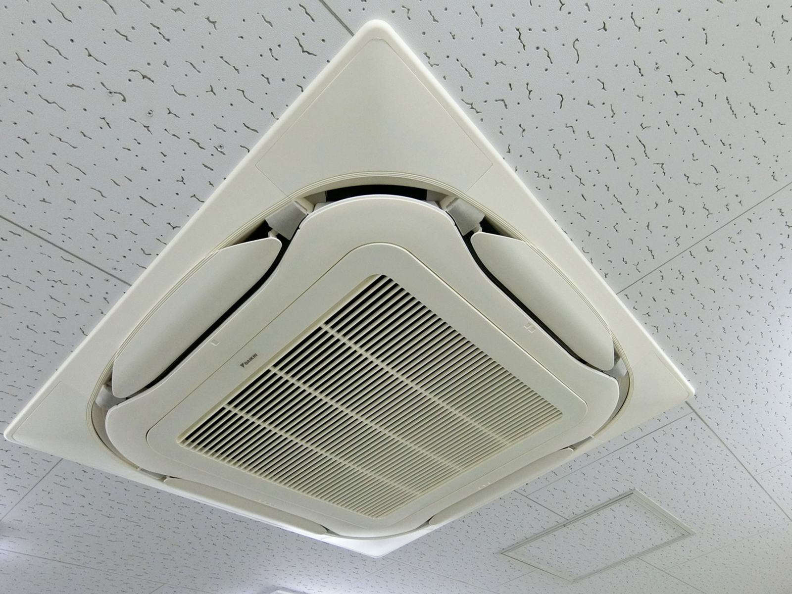 空調