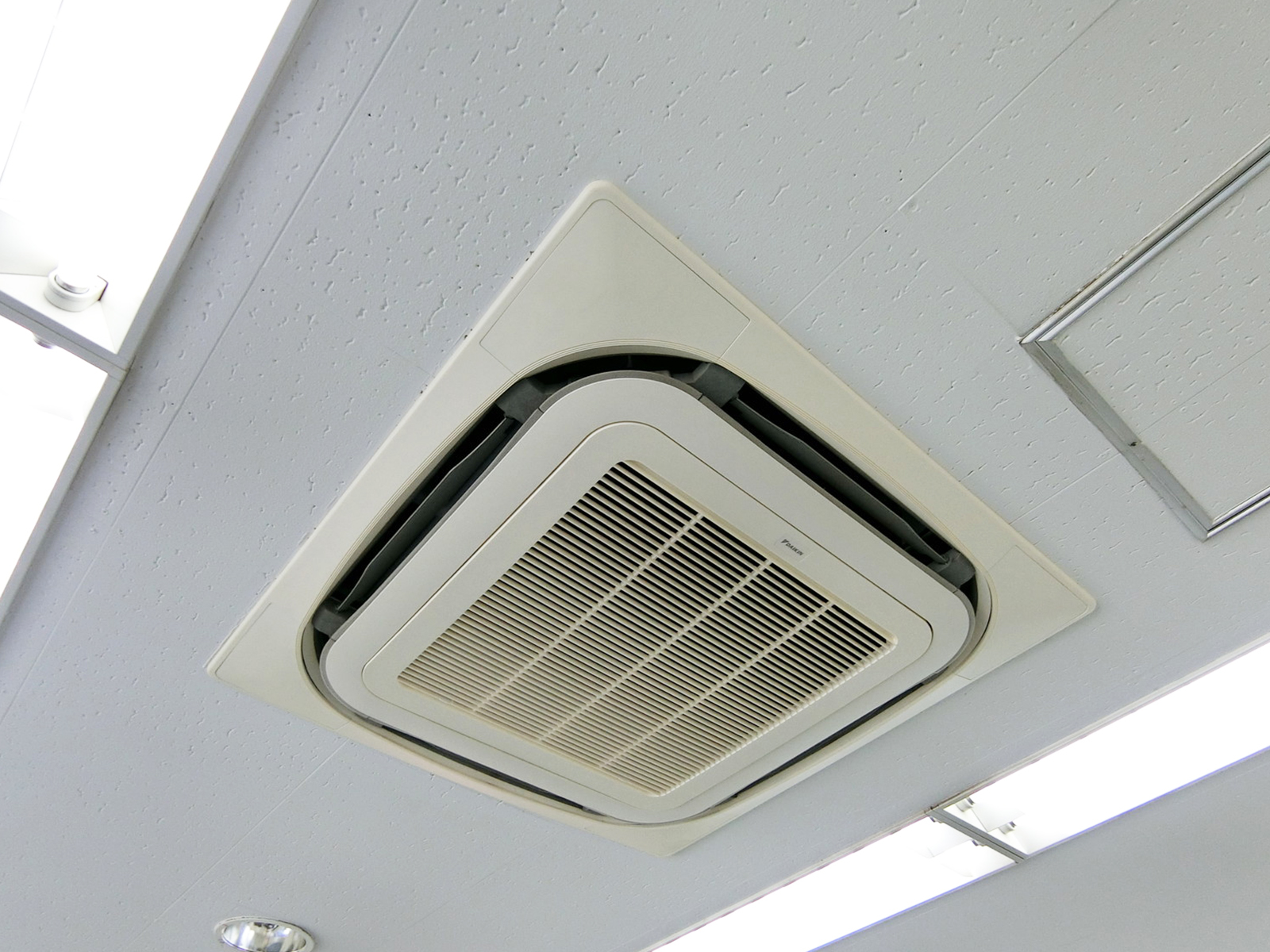 空調