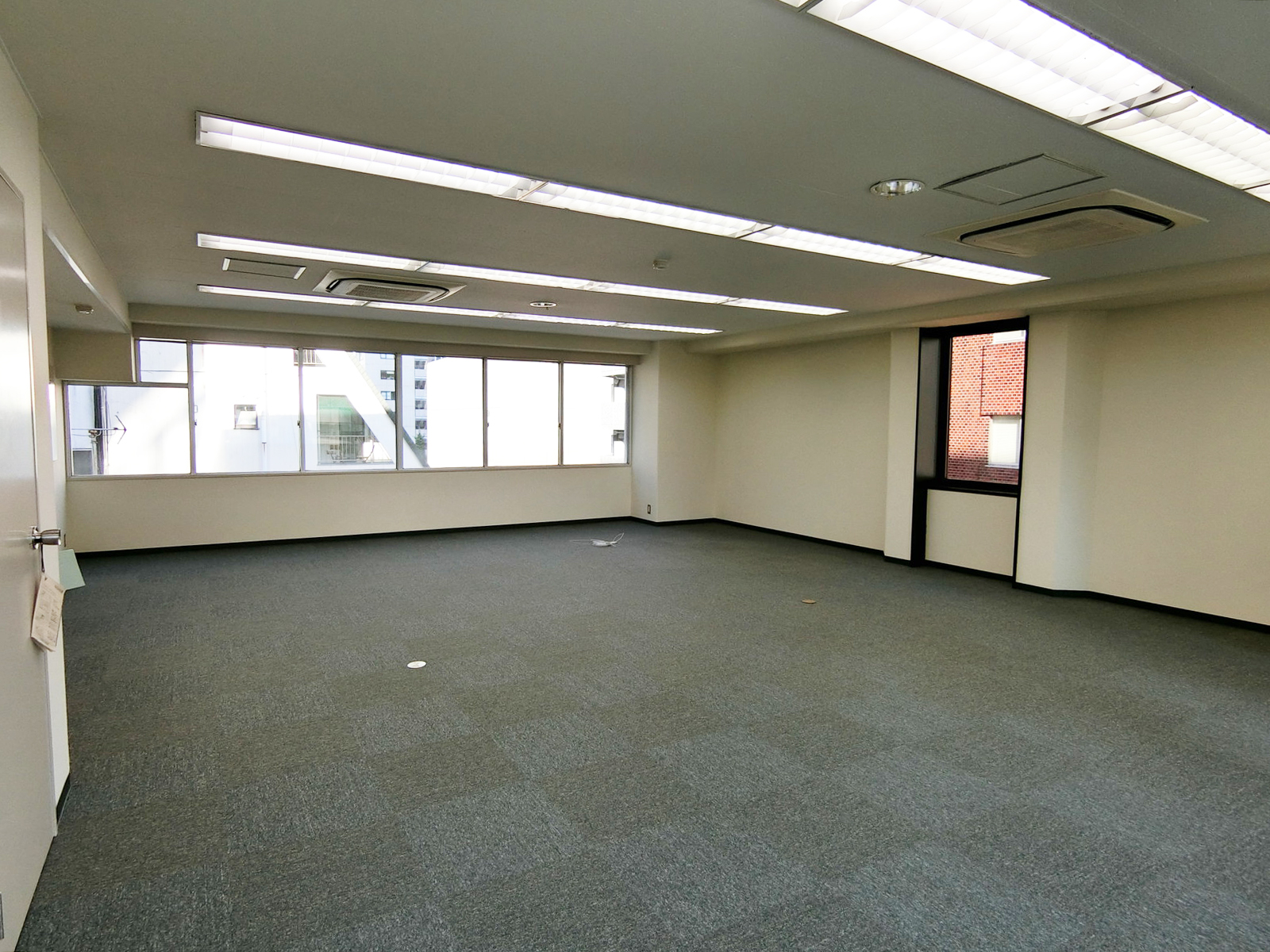 オフィス室内参考画像（6階）