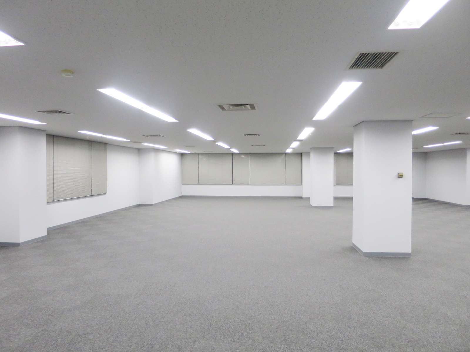 別角度の様子