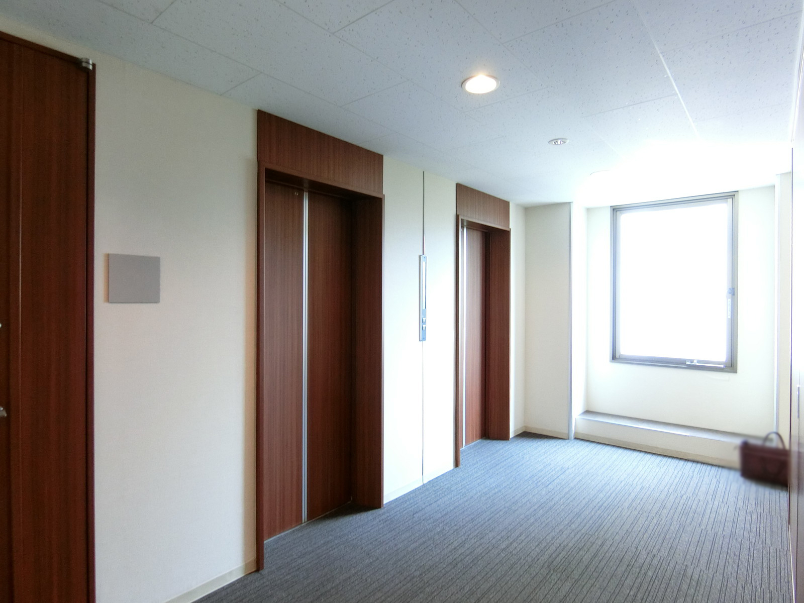 エレベーターホール