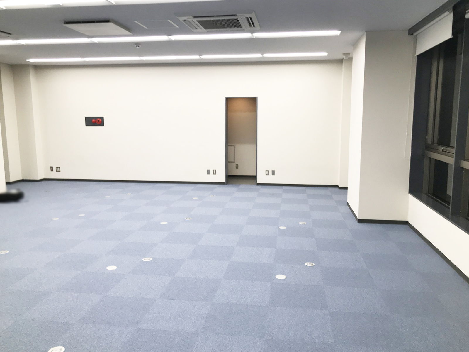 別角度の様子