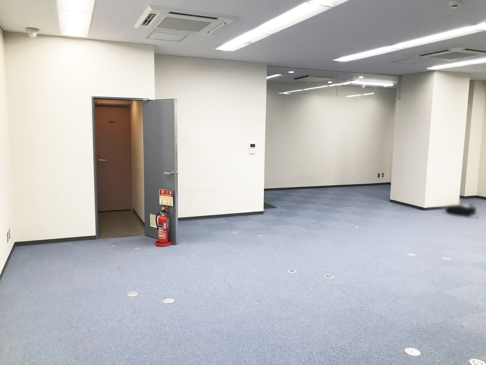 オフィス室内参考画像（地下1階）