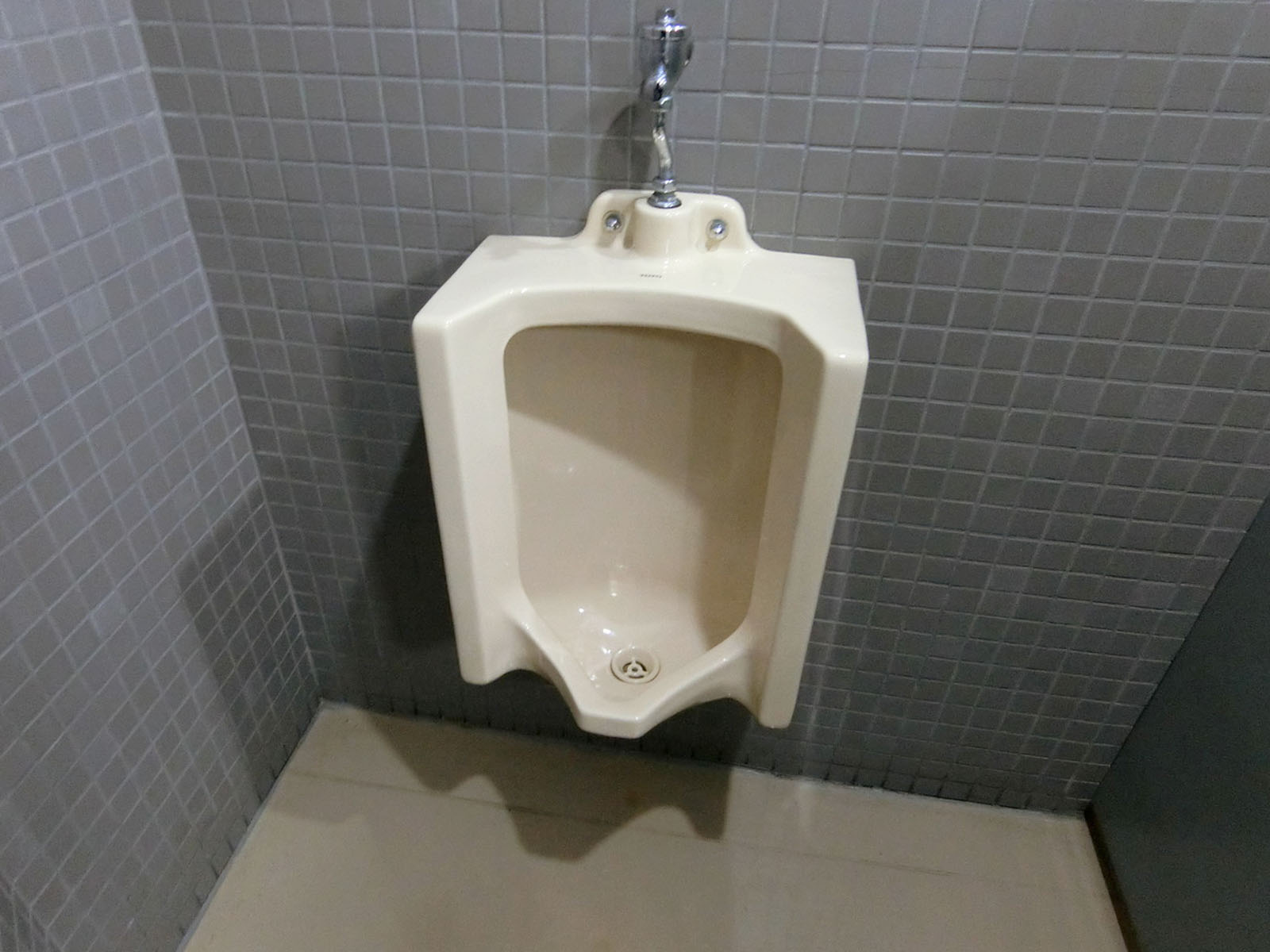 男性用トイレ