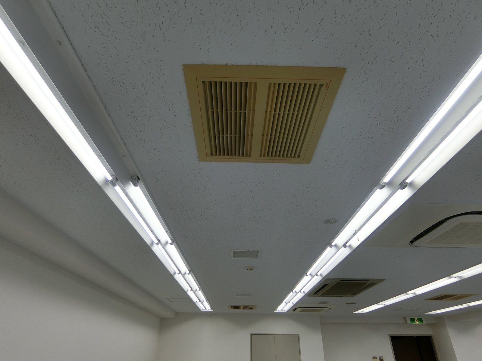 照明・空調の様子