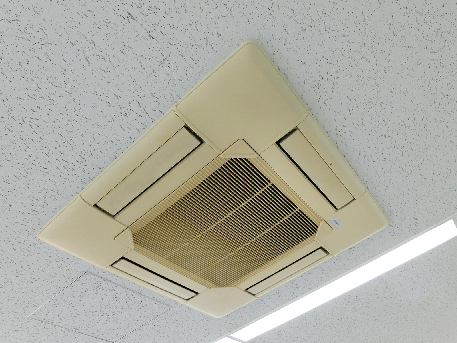 空調