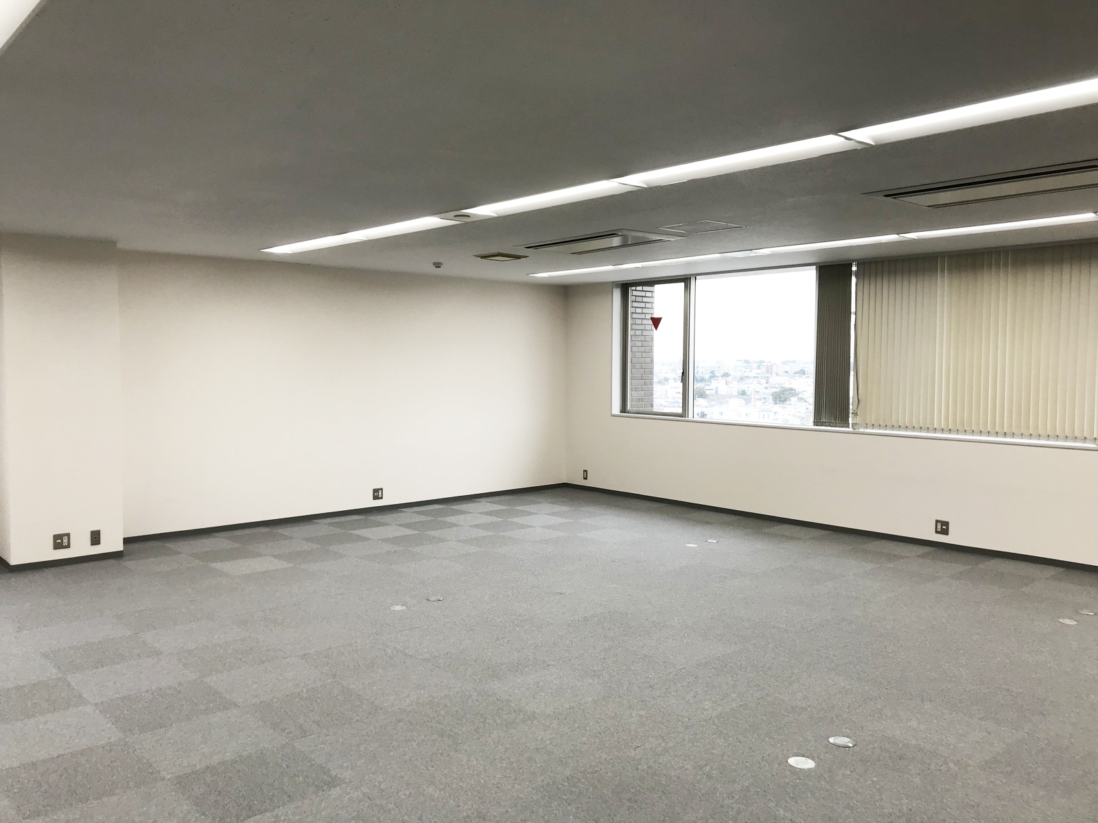 オフィス室内参考画像