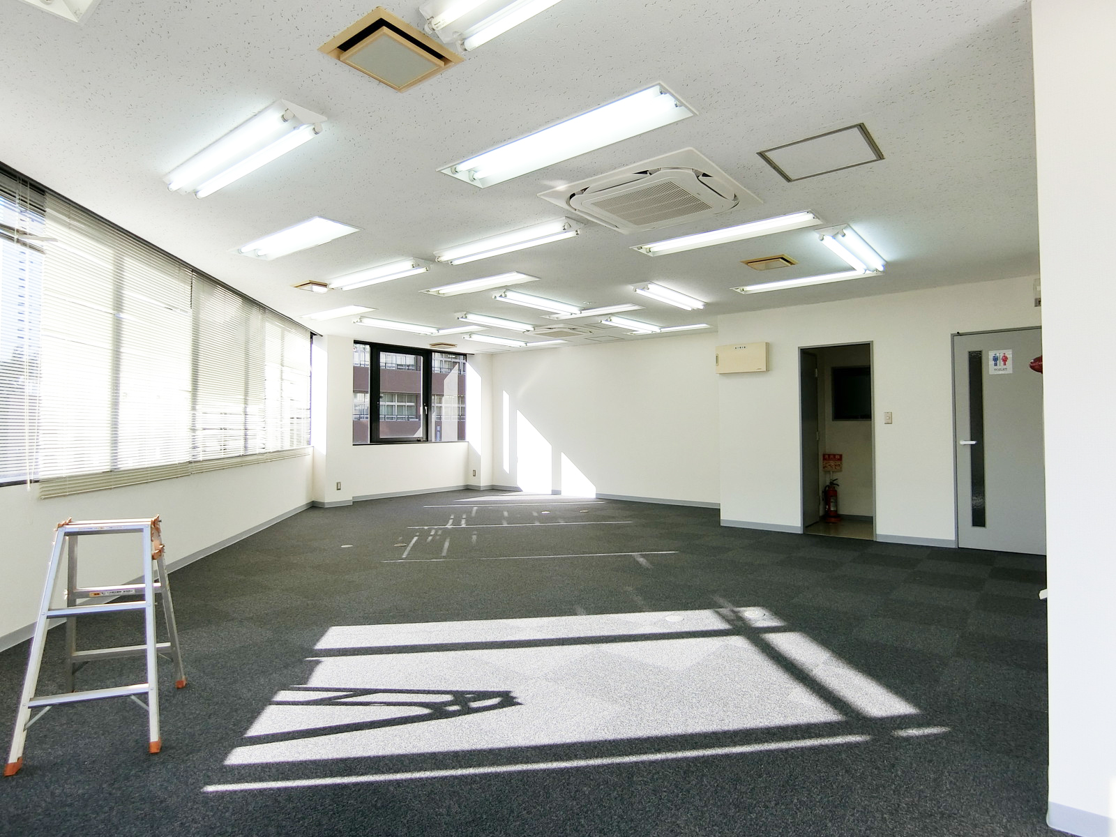 オフィス室内参考画像（3階）