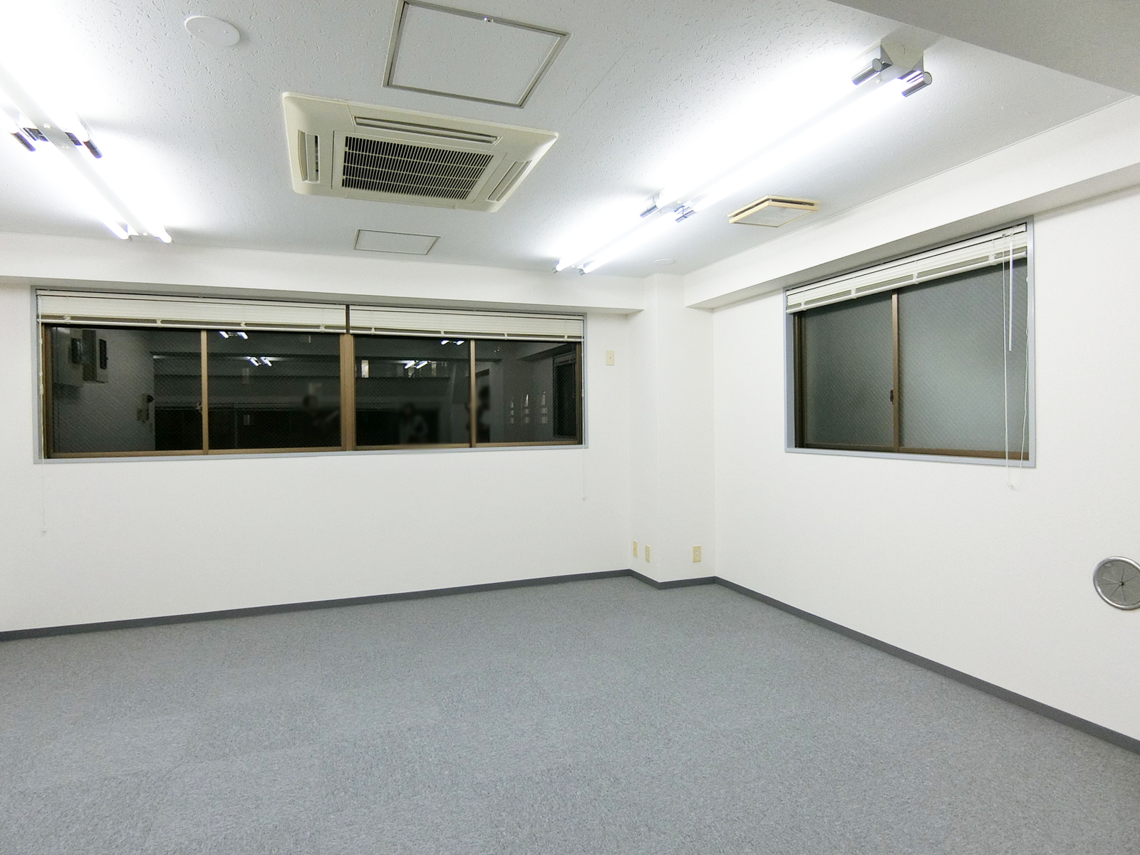 オフィス室内参考画像(4階)