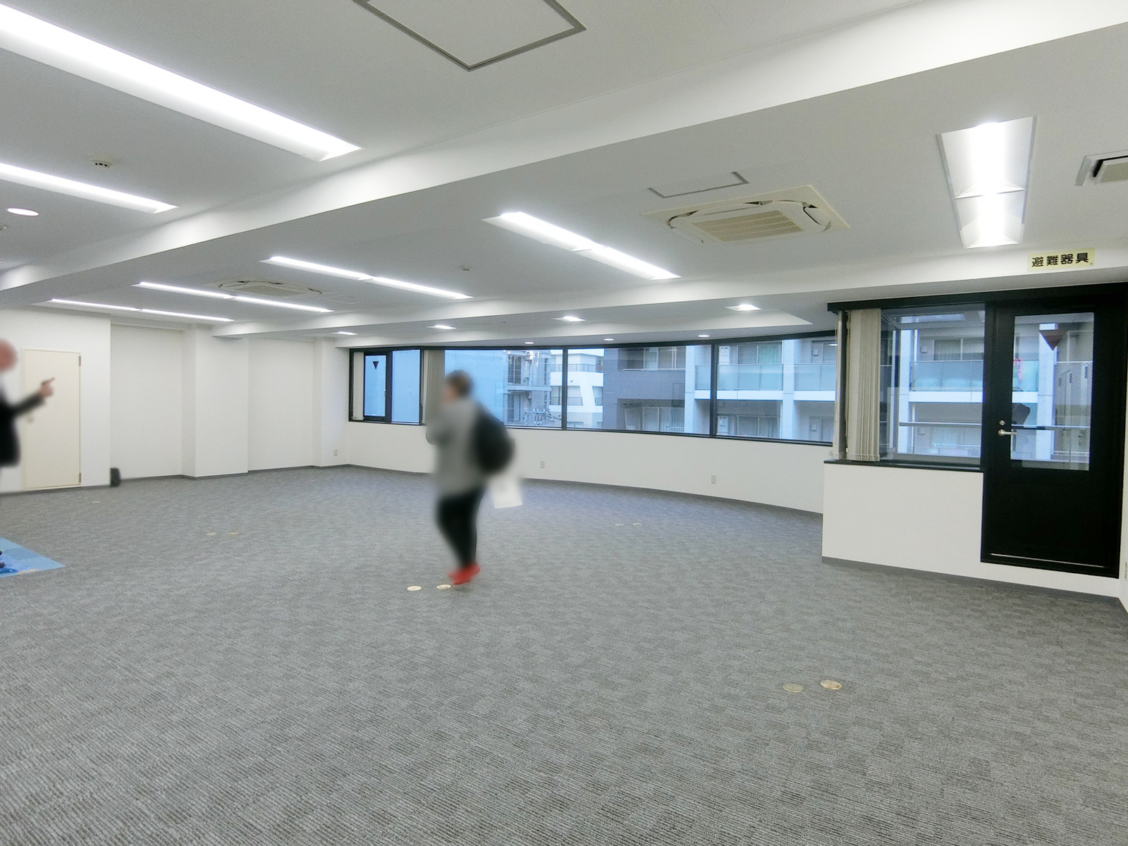 オフィス室内参考画像(4階)